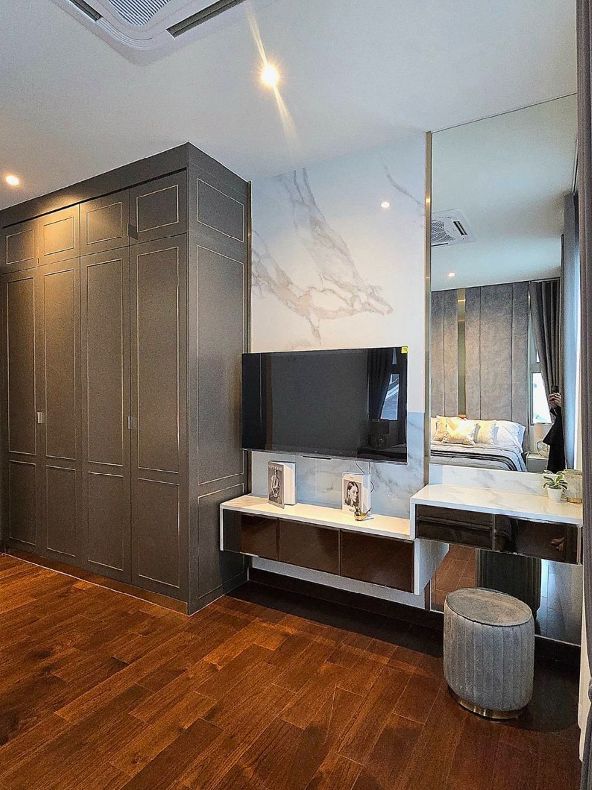 บ้านลาดกระบัง สุวรรณภูมิ : 🏰 เช่าหรือขาย คฤหาสน์หลังใหญ่ บ้านเดี่ยวสุดหรู ป้ายแดง📍 เพอร์เฟค มาสเตอร์พีช 4 สุขุมวิท 77