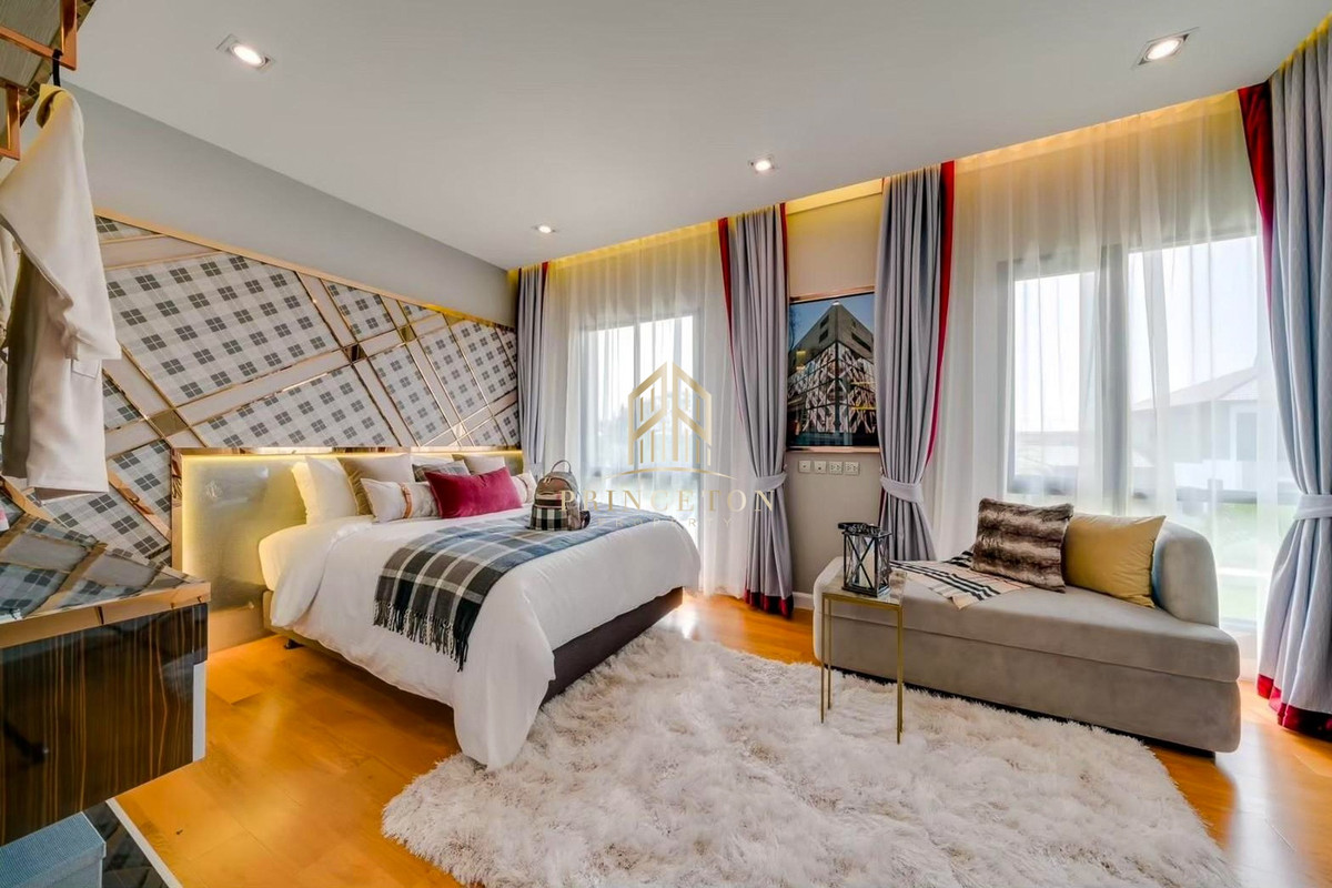 บ้านบางนา แบริ่ง ลาซาล : บ้านตัวอย่าง เดอะ แกรนด์ ลักซ์ บางนา - สวนหลวง พร้อมสระว่ายน้ำส่วนตัว 📞092-4252445 The Grand Lux Bangna - Suanluang 