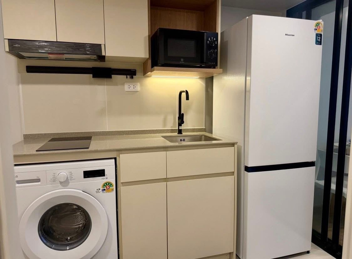 For RentCondoSukhumvit, Asoke, Thonglor : Culture Thonglor Condo, convenient travel, close to BTS, has a shuttle, beautiful room, fully furnished, ready to move in!