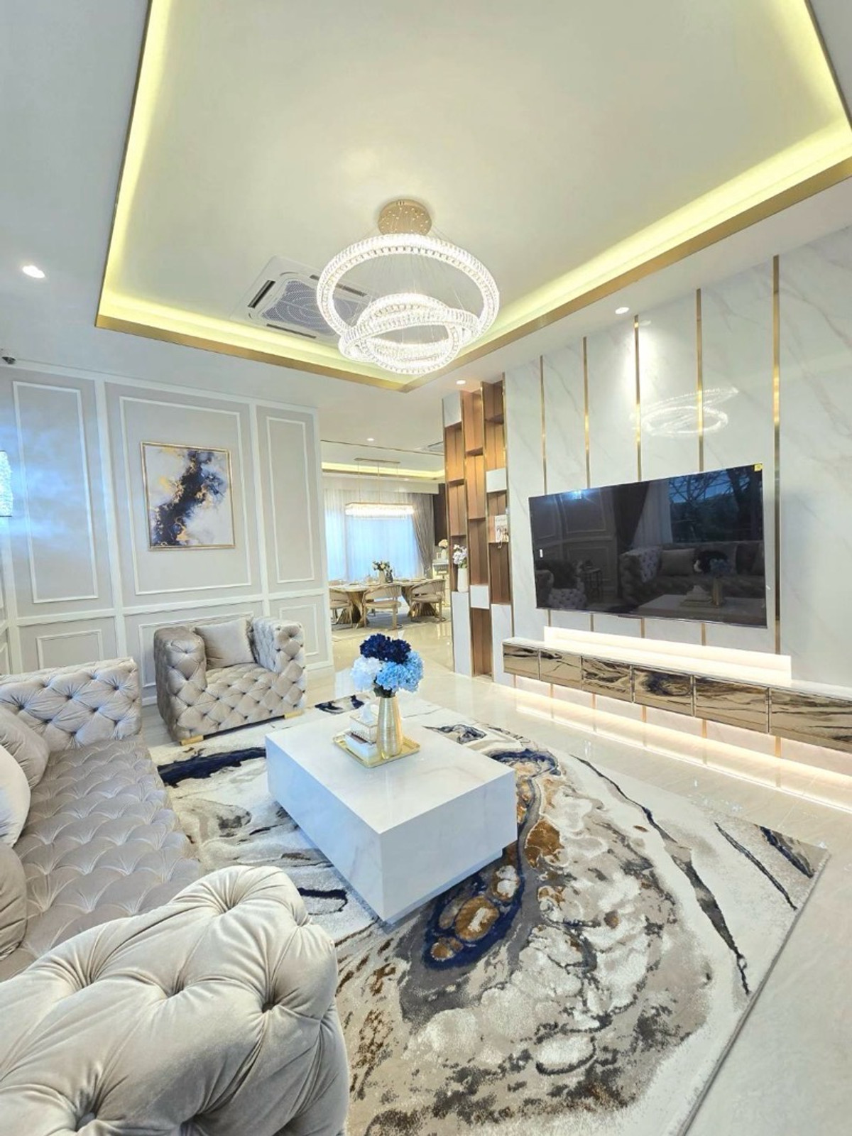 บ้านลาดกระบัง สุวรรณภูมิ : 🏰 เช่าหรือขาย คฤหาสน์หลังใหญ่ บ้านเดี่ยวสุดหรู ป้ายแดง📍 เพอร์เฟค มาสเตอร์พีช 4 สุขุมวิท 77