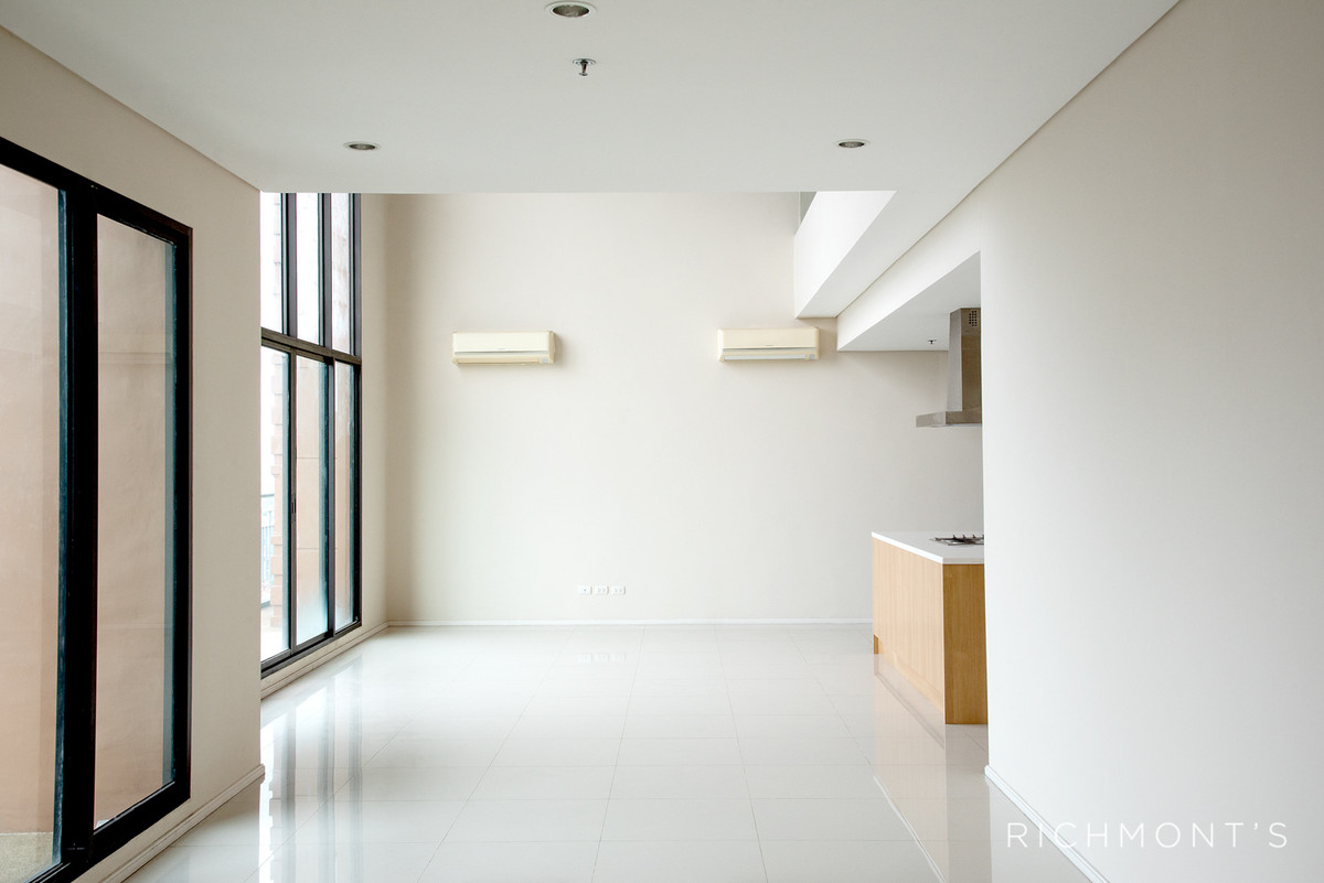 ขายคอนโดพระราม 9 เพชรบุรีตัดใหม่ RCA : คอนโด 4 ห้องนอนวิวสวย ที่ VILLA ASOKE , Contact 062-496-6454