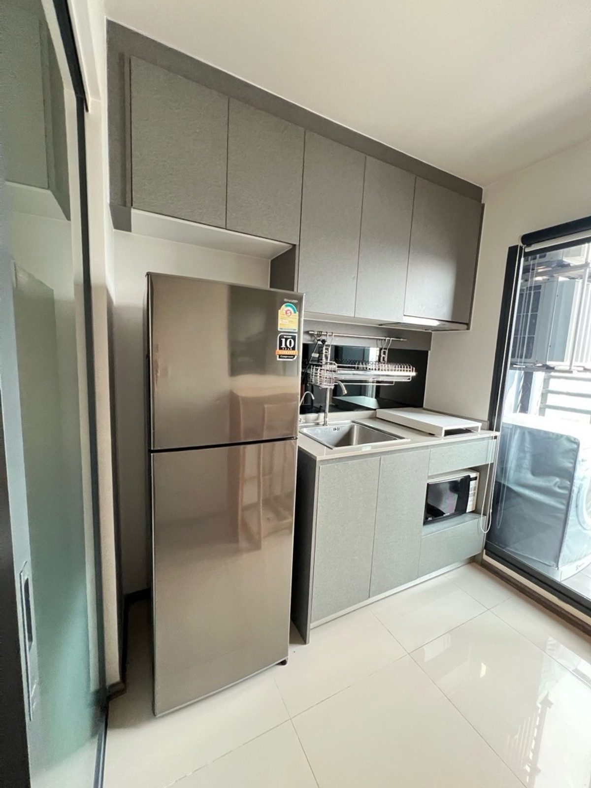 For RentCondoOnnut, Udomsuk : For rent, next to the BTS, 1 Bedroom, beautiful built-in room, high floor, Ideo S 93 Tel 095 878 5645