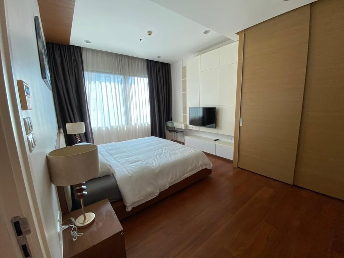 ขายคอนโดสุขุมวิท อโศก ทองหล่อ : ขายคอนโด Bright Sukhumvit 24 ราคา 13,000,000 บาท [JZsr260106]