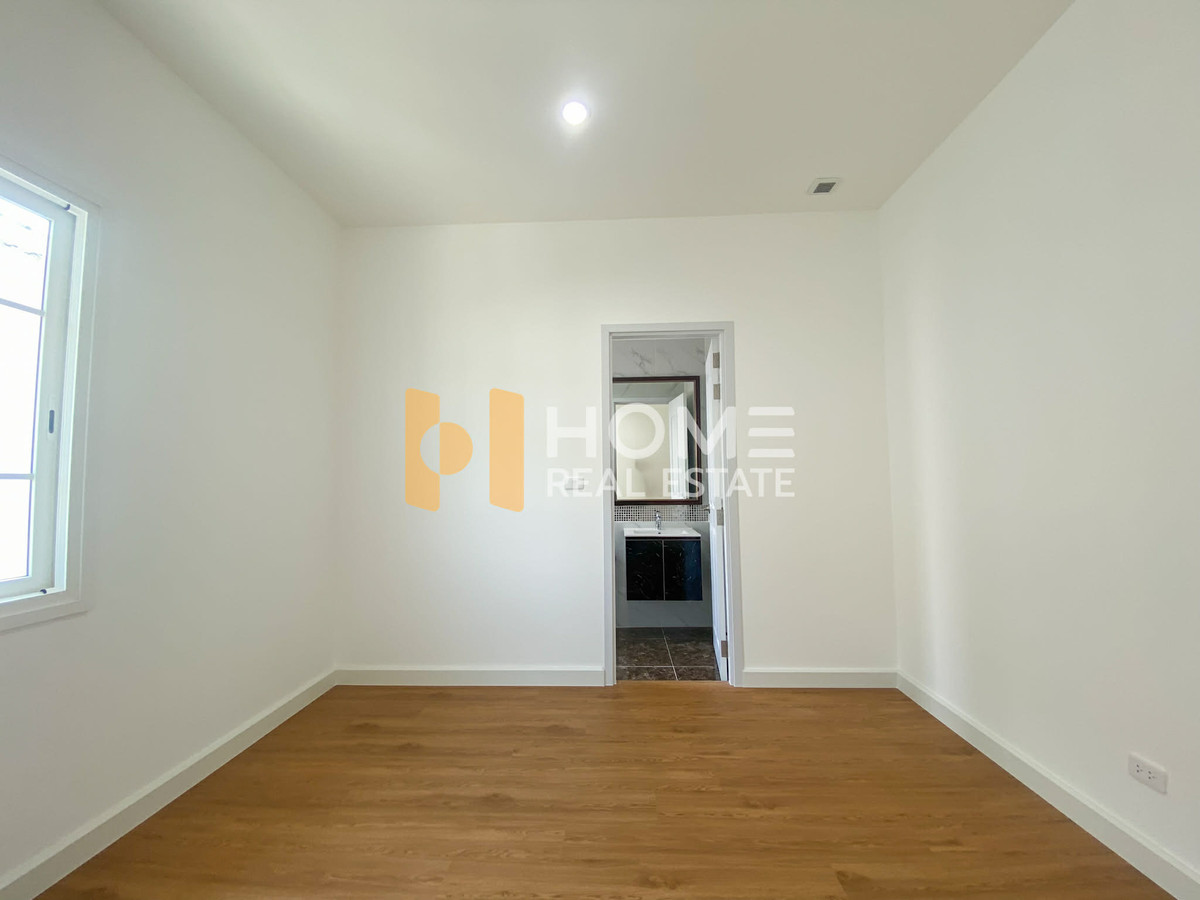 ให้เช่าบ้านเอกชัย บางบอน : 🏡 หลังมุม วิวสวน | หน้าบ้านไม่ชนใคร | สภาพใหม่กริบ ✨ แกรนดิโอ สาทร / 4 ห้องนอน (เช่า), Grandio Sathorn / 4 Bedrooms (FOR RENT) BALL221