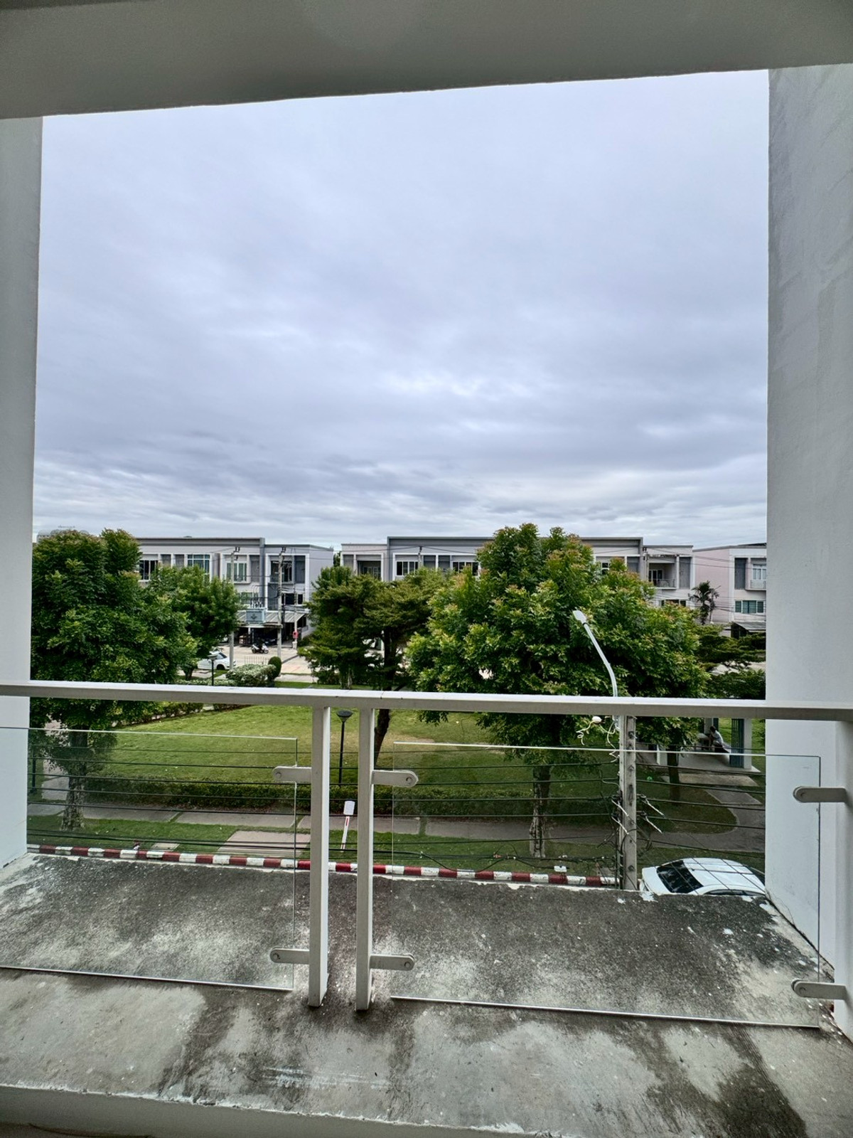 For SaleTownhomePattanakan, Srinakarin : Townhome for sale, The Exclusive Village, Pattanakarn 44 (The Exclusive-Pattanakarn44) near APL Hua Mak (N.1915)