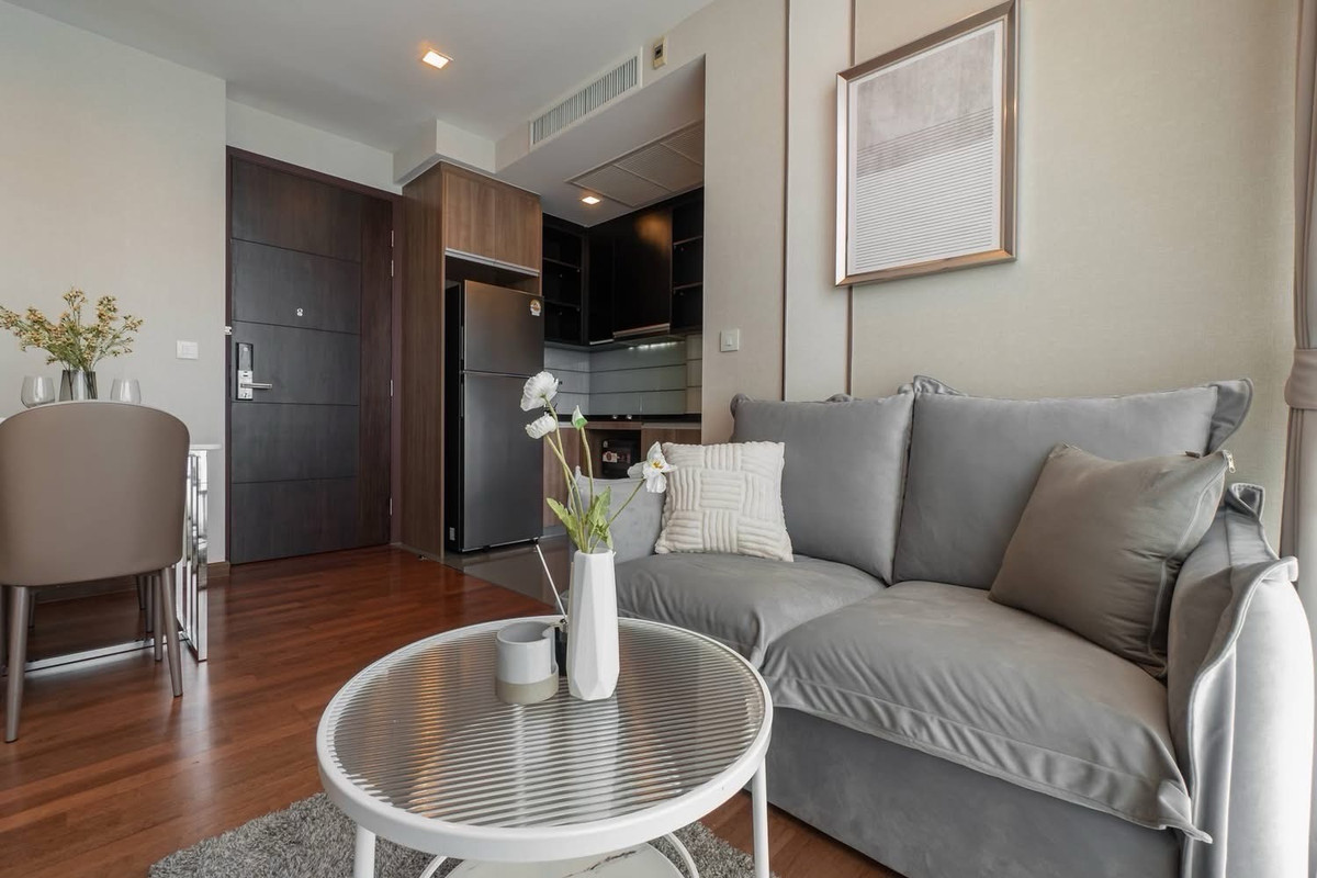 For SaleCondoRatchathewi,Phayathai : 🏛️🏛️Decorated and ready to move in, Wish Signature Siam Condo, size 34 Sq.m, 1 bed 1 bath, only 5.69 MB!!