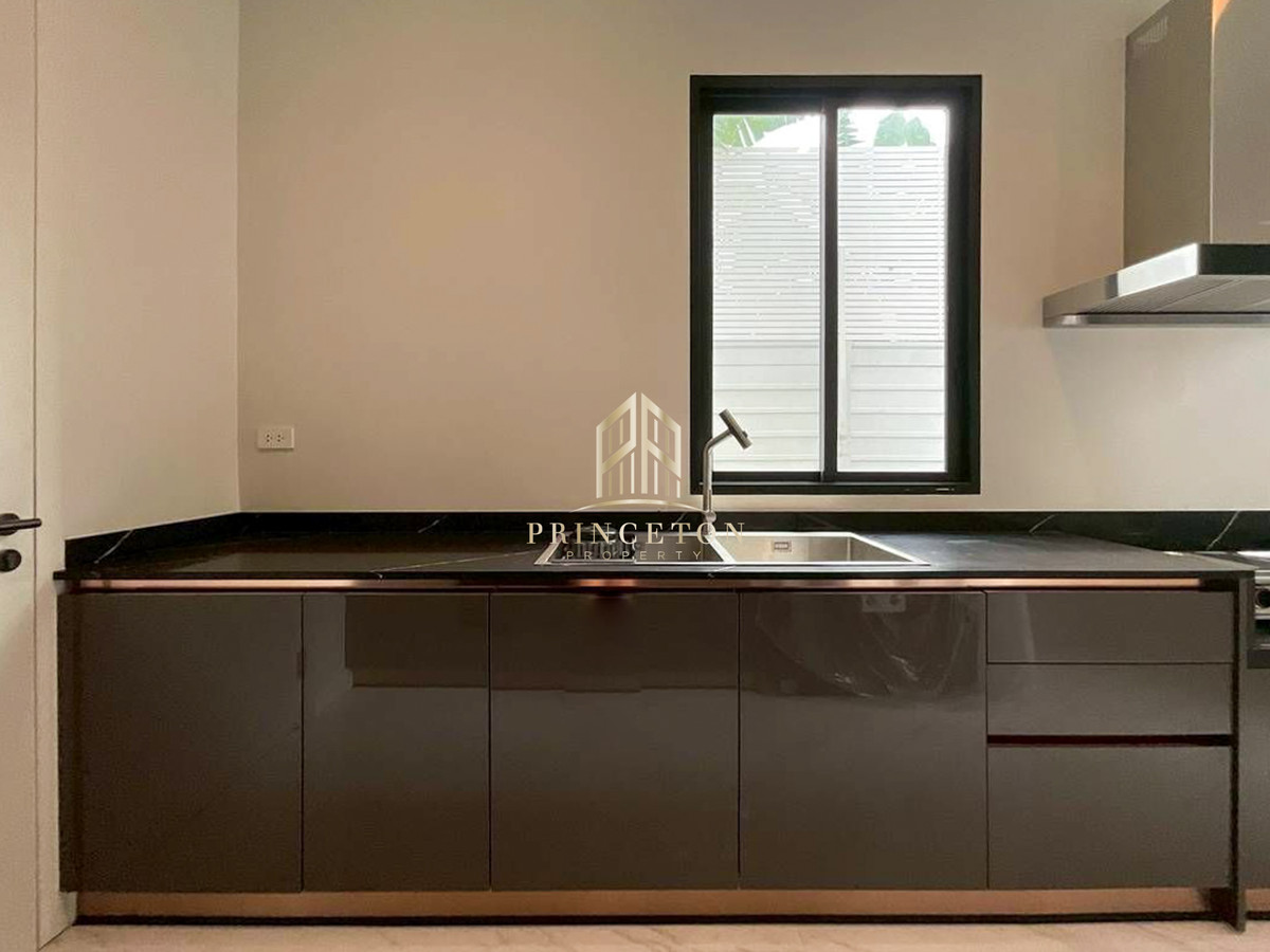 บ้านพัฒนาการ ศรีนครินทร์ : ขายหรือให้เช่าบ้านหรู แซงค์ รอยัล กรุงเทพกรีฑา 📞092-4252445 cinq royal krungthep kreetha 