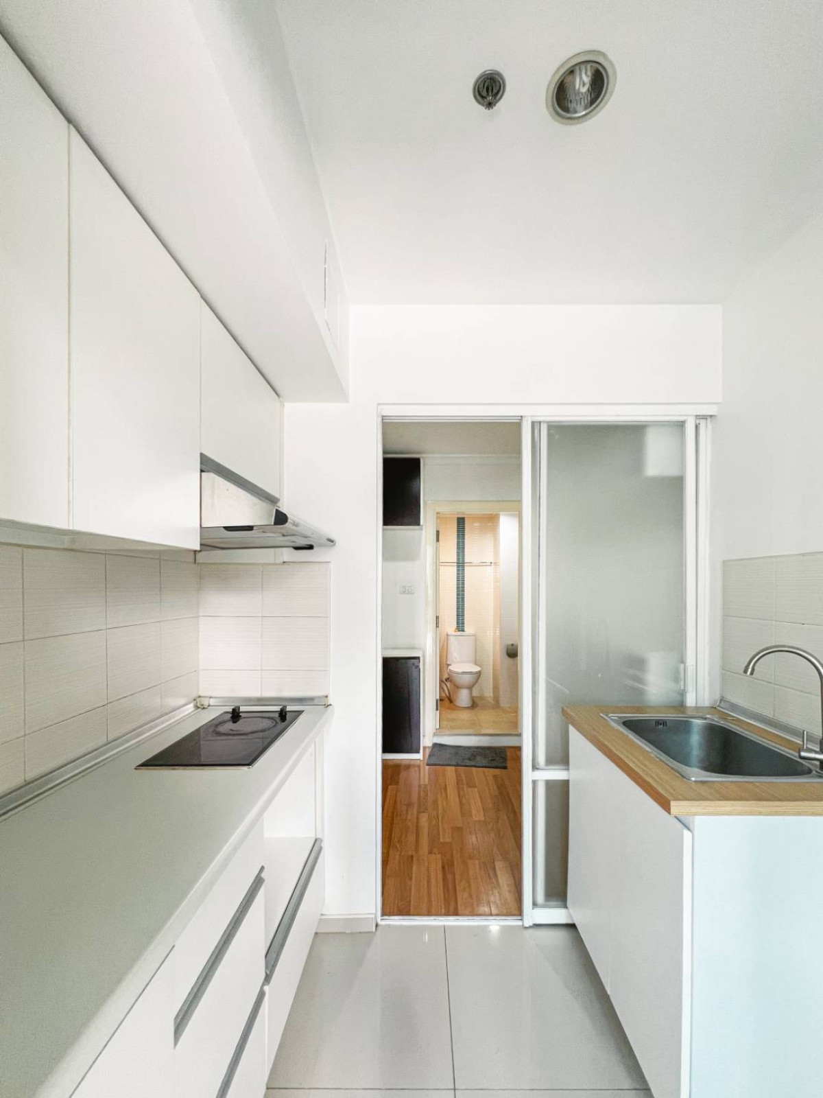 ขายคอนโดพระราม 9 เพชรบุรีตัดใหม่ RCA : ขายคอนโด ลุมพินี เพลส พระราม 9 - รัชดา MRT-พระราม 9 ห้วยขวาง เขต ห้วยขวาง กรุงเทพ CX-140845 (S)