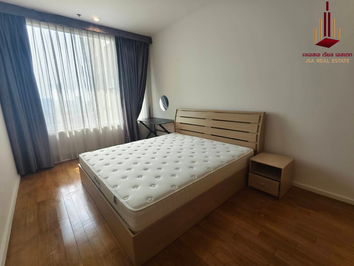 ให้เช่าคอนโดสาทร นราธิวาส : ✨ For  Rent: The Empire Place  Condo ✨  💰 Only 55,000 THB/month