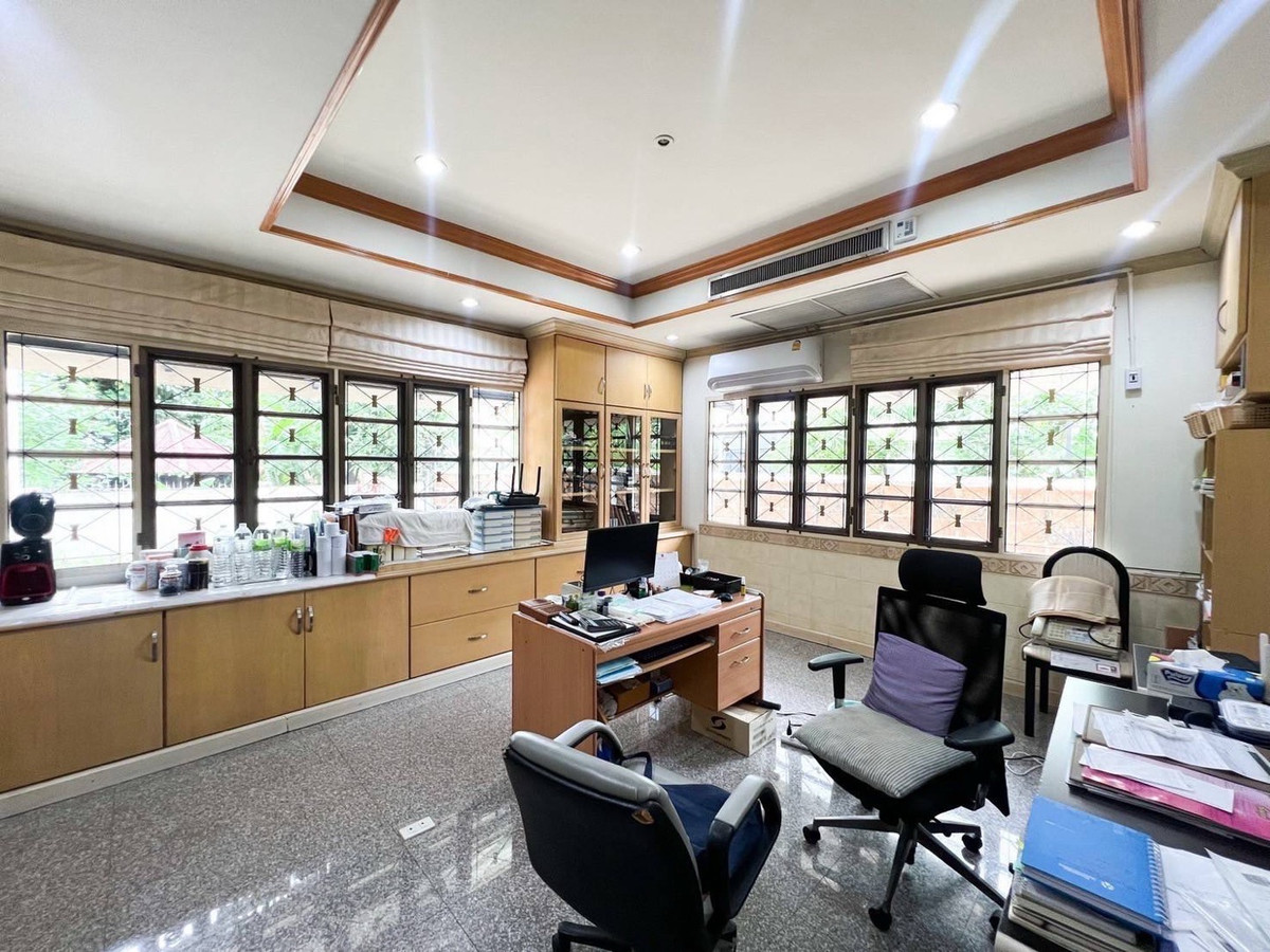 ขายบ้านนวมินทร์ รามอินทรา : บ้านชัยพฤกษ์ รามอินทรา-วัชรพล ถนน สุขาภิบาล 5 ห้าแยกวัชรพล ถนนเทพารักษ์ใกล้ทางด่วนฉลองรัช ทำเลดีมากๆไม่เคยมีประวัติน้ำท่วม