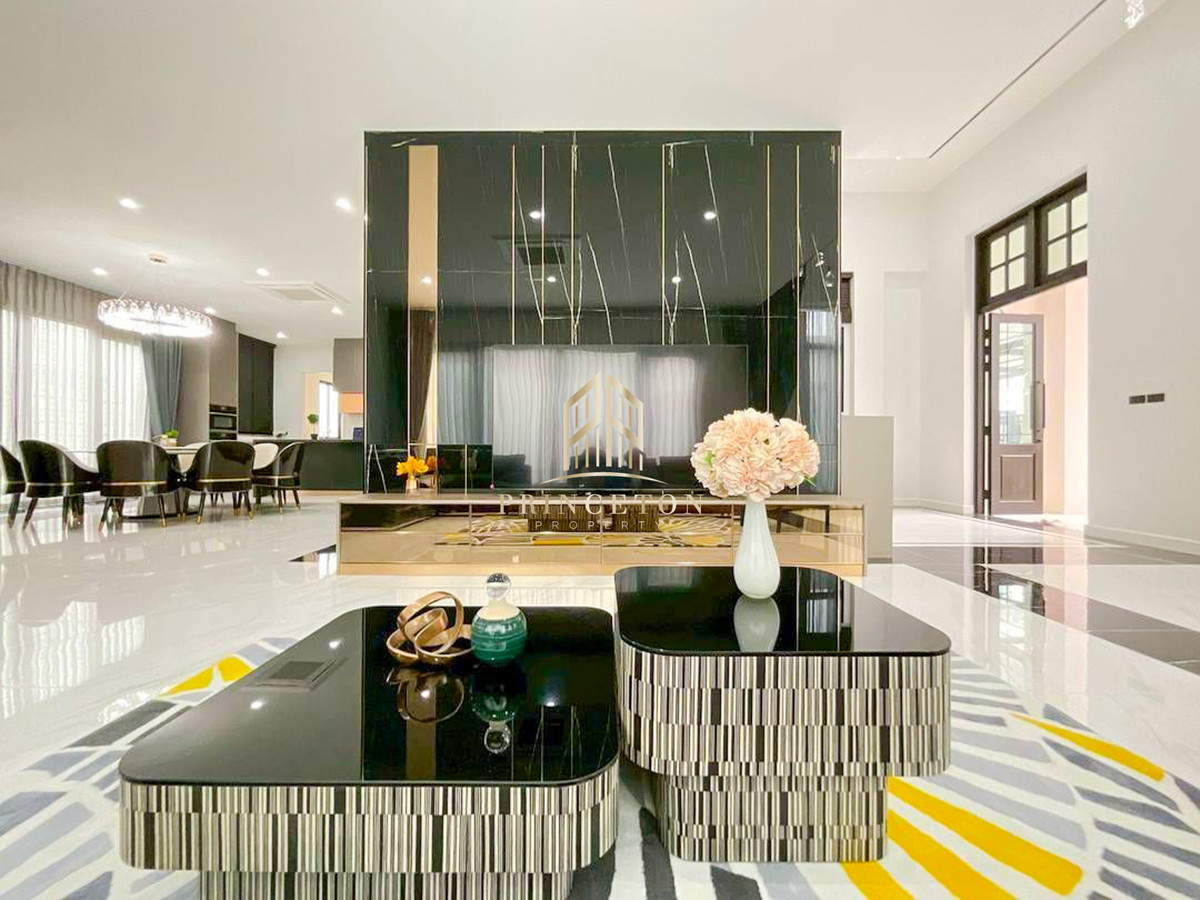 บ้านพัฒนาการ ศรีนครินทร์ : ขายหรือให้เช่าบ้านหรู แซงค์ รอยัล กรุงเทพกรีฑา 📞092-4252445 cinq royal krungthep kreetha 