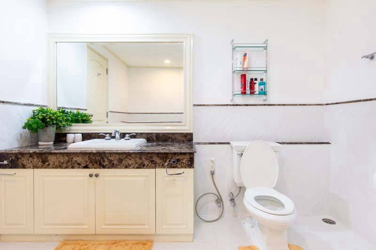 ขายคอนโดสุขุมวิท อโศก ทองหล่อ : ขายคอนโดหรู พร้อมผู้เช่า ห้องใหญ่ โปร่ง อยู่สบาย ✨