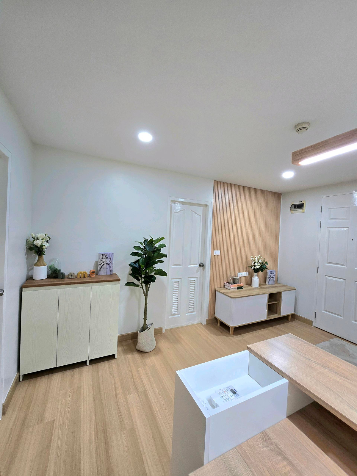 ขายคอนโดลาดพร้าว101 แฮปปี้แลนด์ : ห้องใหญ่ โซนลาดพร้าว #เดอะนิชไอดีลาดพร้าว130 🏡ใกล้ MRT ลาดพร้าว101 แค่ 190 เมตร ห้องสวยพร้อมอยู่เลย 🩷