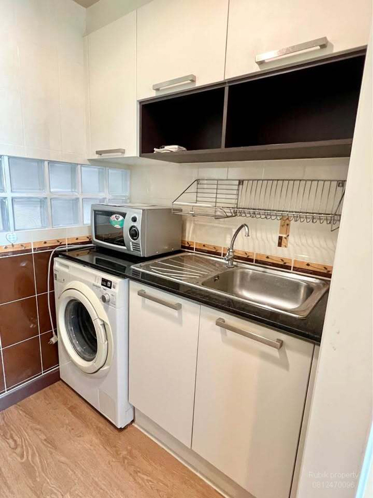 For RentCondoRatchadapisek, Huaikwang, Suttisan : 🔥THE KRIS RATCHADAPISAK | 2 bedrooms, 2 bathrooms, near MRT Sutthisan, can actually walk! 🔥 RB1598