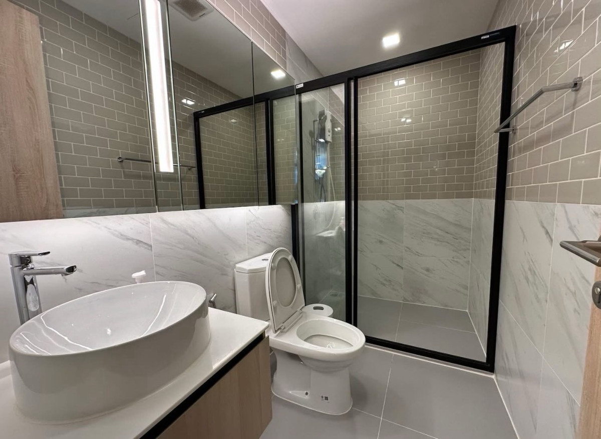 CondoRatchathewi,Phayathai : For rent, XT PHAYATHAI, 11th floor, size 100.50 sq m, 3 bedrooms, 2 bathrooms, price 90,000 baht 🔥 near BTS Phaya Thai 🚝 beautiful room, ready to move in.