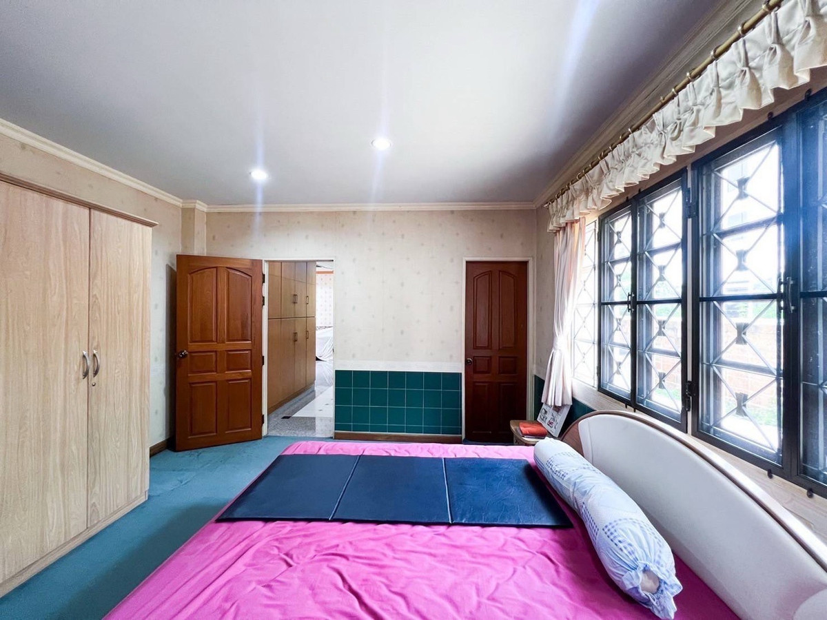 ขายบ้านนวมินทร์ รามอินทรา : บ้านชัยพฤกษ์ รามอินทรา-วัชรพล ถนน สุขาภิบาล 5 ห้าแยกวัชรพล ถนนเทพารักษ์ใกล้ทางด่วนฉลองรัช ทำเลดีมากๆไม่เคยมีประวัติน้ำท่วม