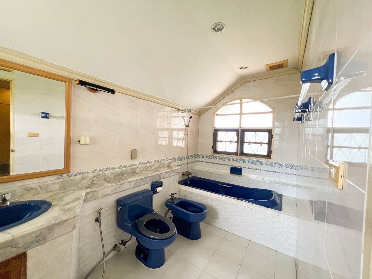 ขายบ้านนวมินทร์ รามอินทรา : บ้านชัยพฤกษ์ รามอินทรา-วัชรพล ถนน สุขาภิบาล 5 ห้าแยกวัชรพล ถนนเทพารักษ์ใกล้ทางด่วนฉลองรัช ทำเลดีมากๆไม่เคยมีประวัติน้ำท่วม