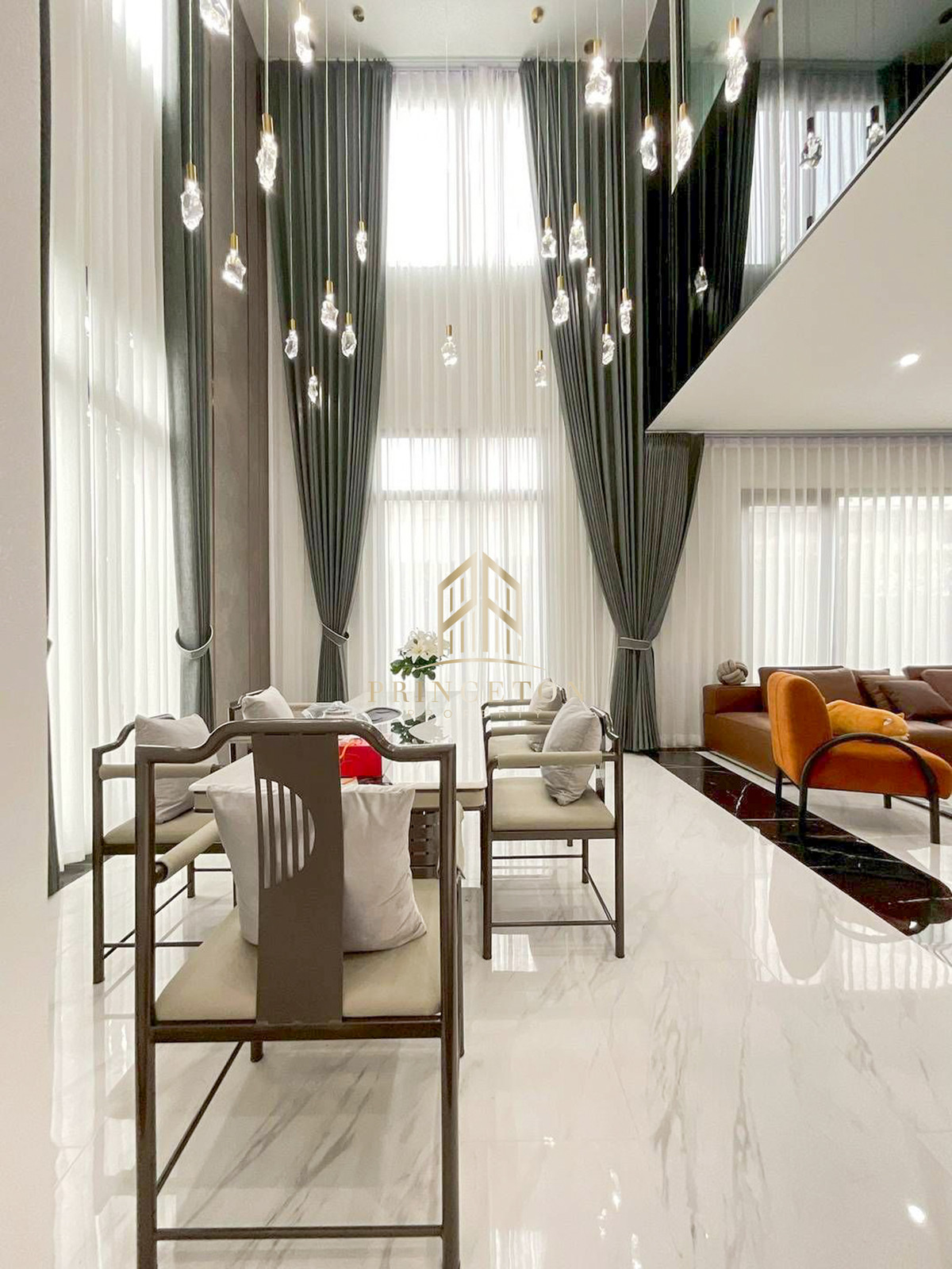 บ้านพัฒนาการ ศรีนครินทร์ : ขายหรือให้เช่าบ้านหรู แซงค์ รอยัล กรุงเทพกรีฑา 📞092-4252445 cinq royal krungthep kreetha 