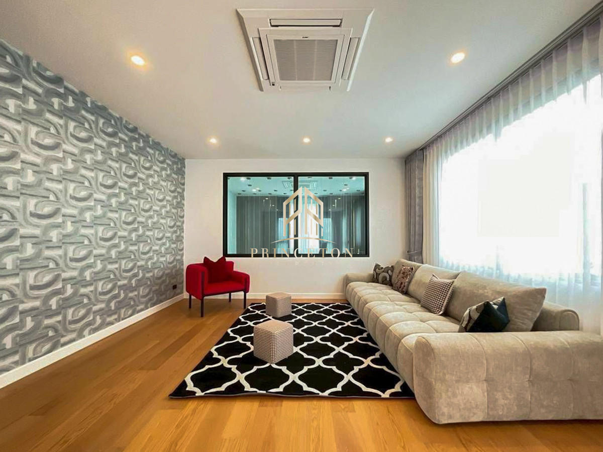 บ้านพัฒนาการ ศรีนครินทร์ : ขายหรือให้เช่าบ้านหรู แซงค์ รอยัล กรุงเทพกรีฑา 📞092-4252445 cinq royal krungthep kreetha 