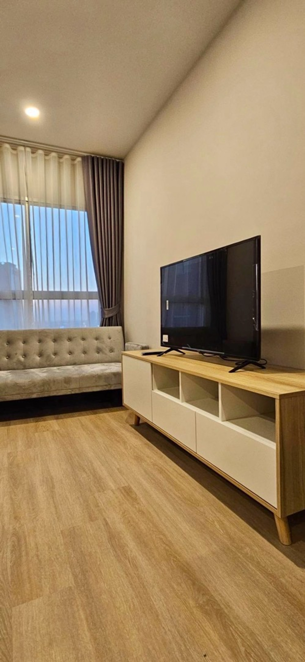 ให้เช่าคอนโดแจ้งวัฒนะ เมืองทอง : 📍 โครงการ : Lumpini Place แจ้งวัฒนะ–ปากเกร็ด สเตชั่น🚝 ใกล้ : MRT ปากเกร็ด (สายสีชมพู)💵 ราคาเช่า : 11,000 บาท / เดือน จาก 13,000