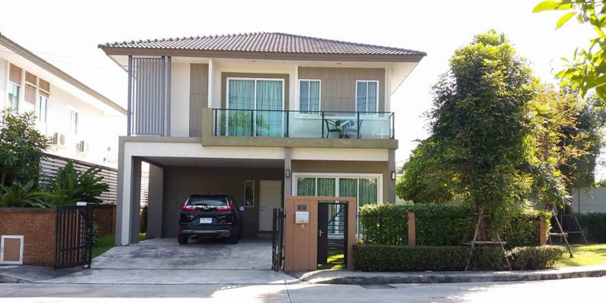 ให้เช่าบ้านพัฒนาการ ศรีนครินทร์ : ให้เช่า บ้านเดี่ยว The Plant พัฒนาการ 38 แปลงริม มีสวน 3 ห้องนอน พร้อมเฟอร์ วิวสวน