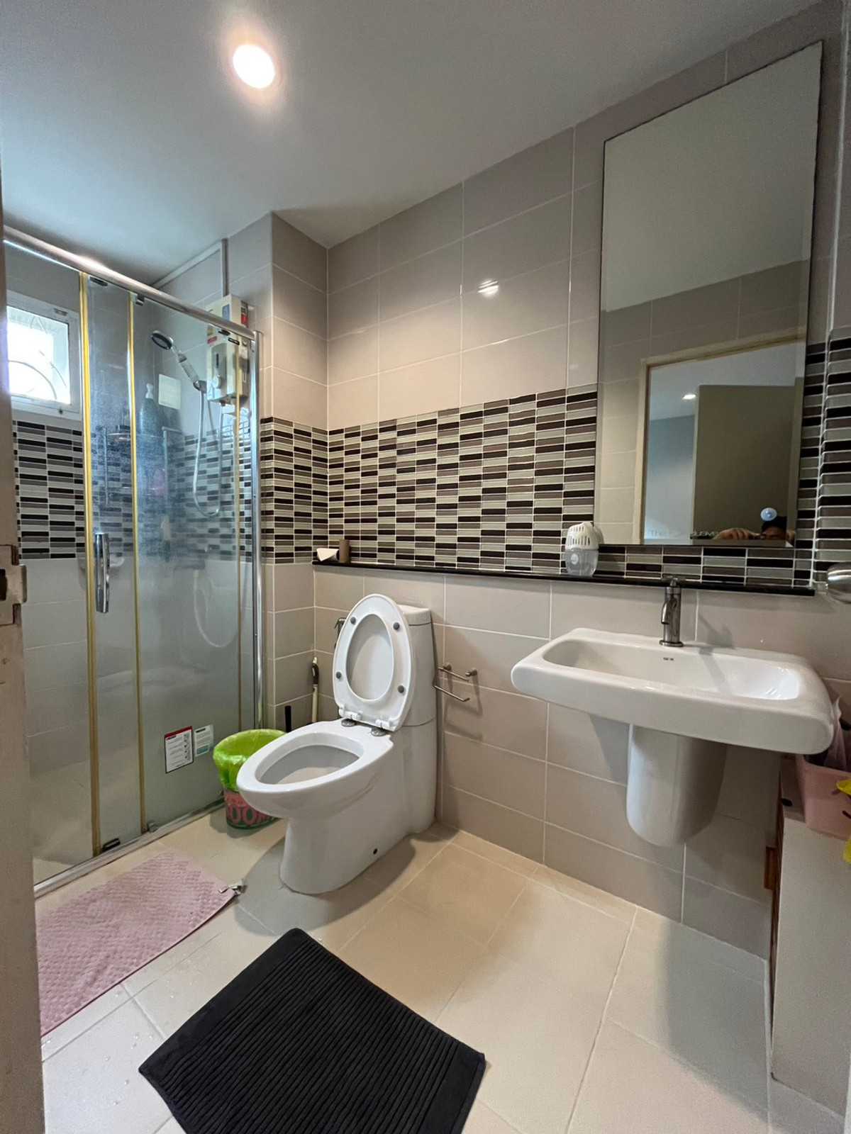 For SaleTownhomePattanakan, Srinakarin : HOT DEAL Townhome for sale with tenants | The Exclusive Pattanakarn 44 | Invest and receive immediate income 🏷️ Peeraphong FIFA | 087-808-3690