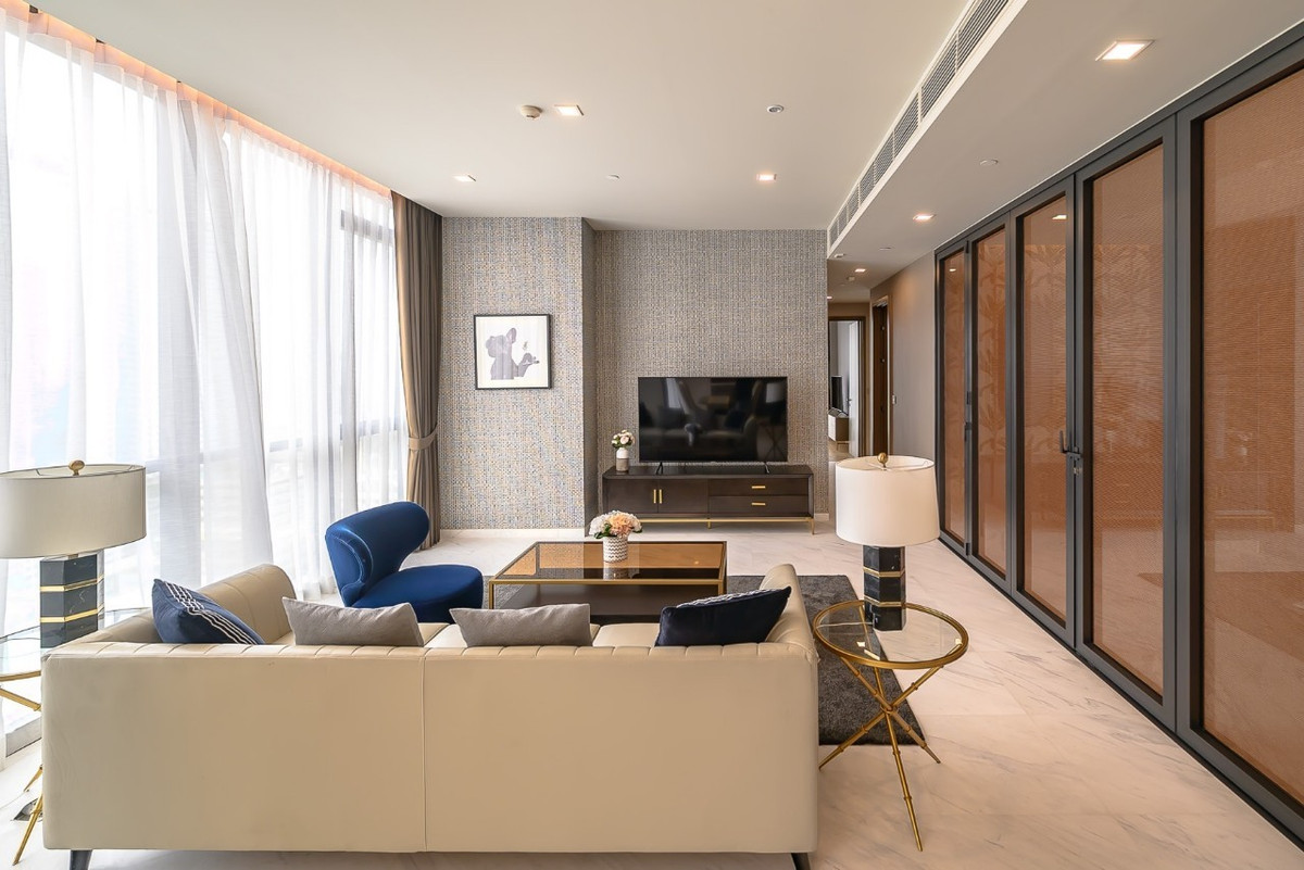 ขายคอนโดสุขุมวิท อโศก ทองหล่อ : คอนโดสุดหรู 2 ห้องนอน ที่ The Monument Thonglor, Please call: 062-496-6454