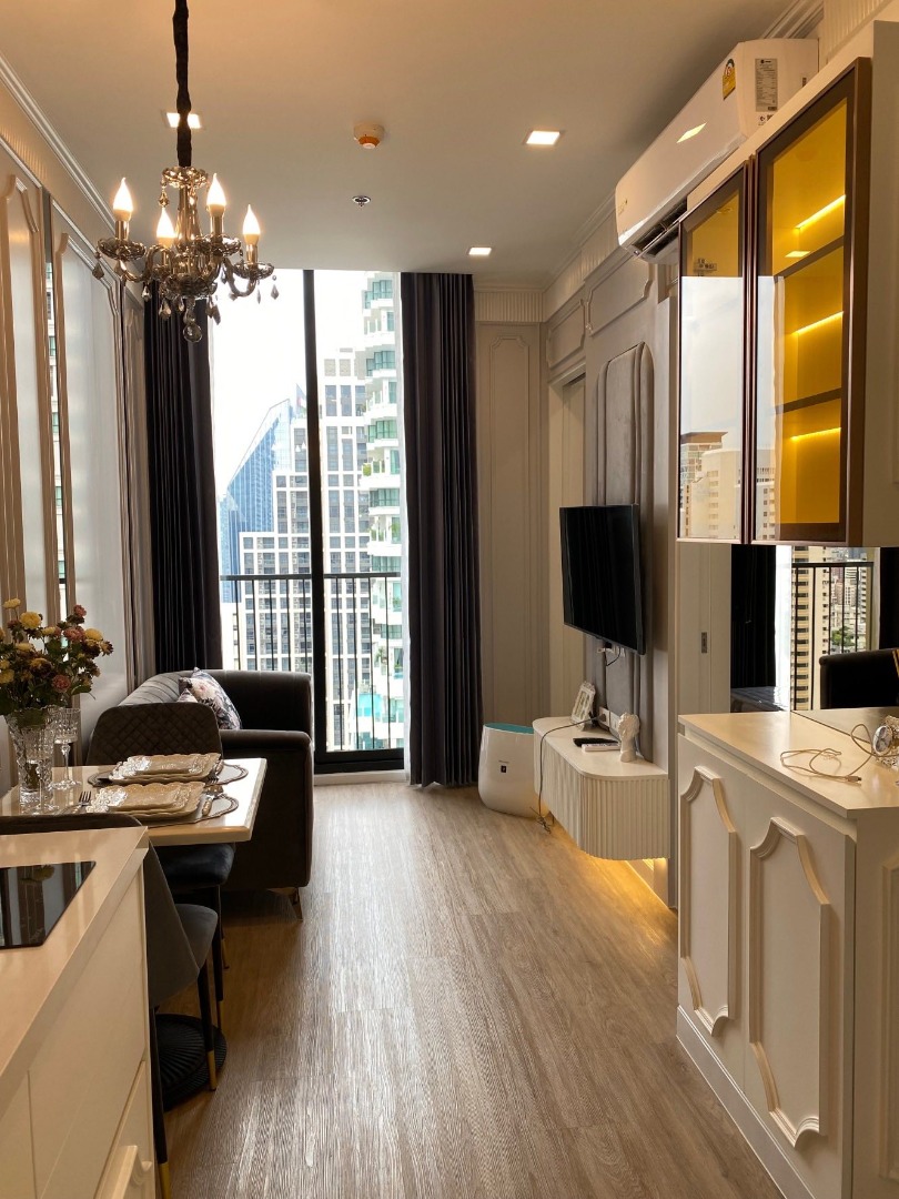 For RentCondoSukhumvit, Asoke, Thonglor : 🔥For Rent Now🔥 Noble State 39, beautiful unit with built-in furniture and complete appliances. Ready to move in. Convenient transportation with shuttle service. 400 meters from BTS Phrom Phong station. ❗
