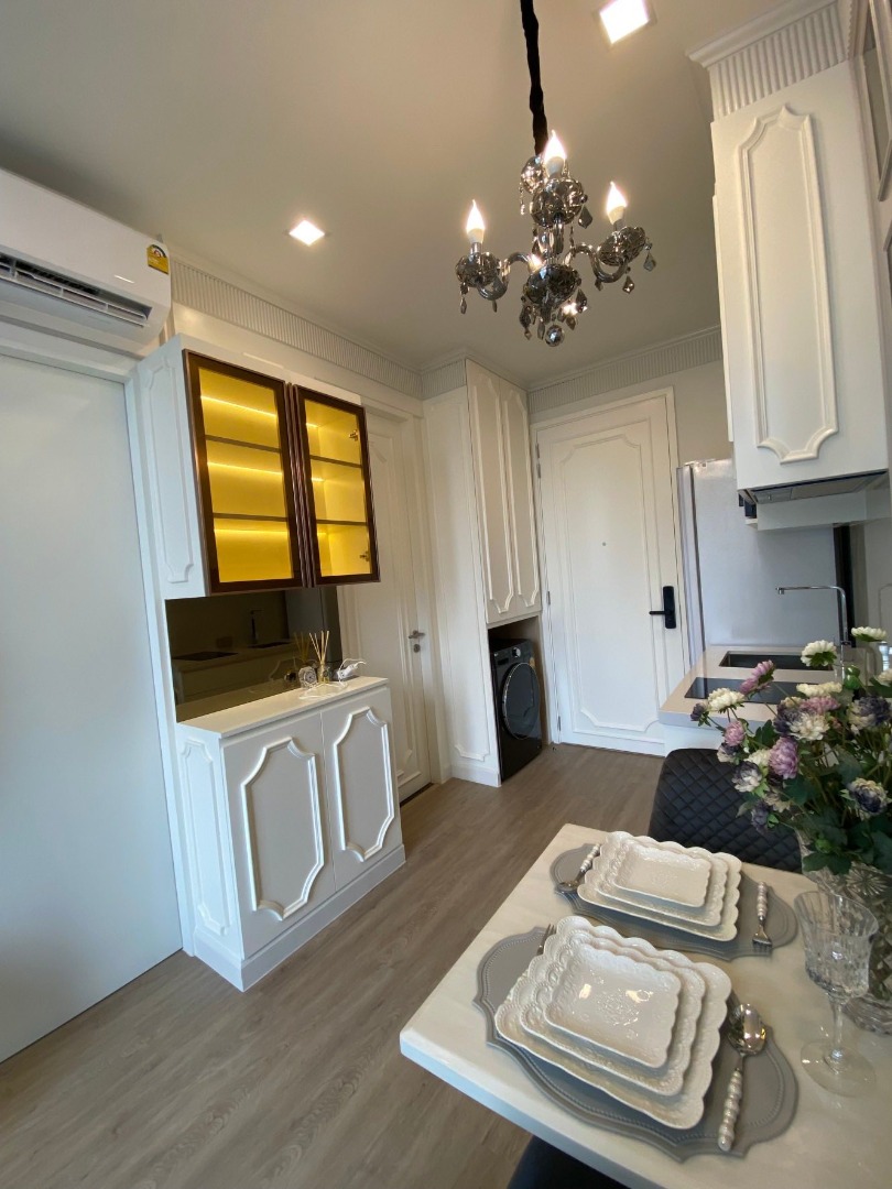 For RentCondoSukhumvit, Asoke, Thonglor : 🔥For Rent Now🔥 Noble State 39, beautiful unit with built-in furniture and complete appliances. Ready to move in. Convenient transportation with shuttle service. 400 meters from BTS Phrom Phong station. ❗