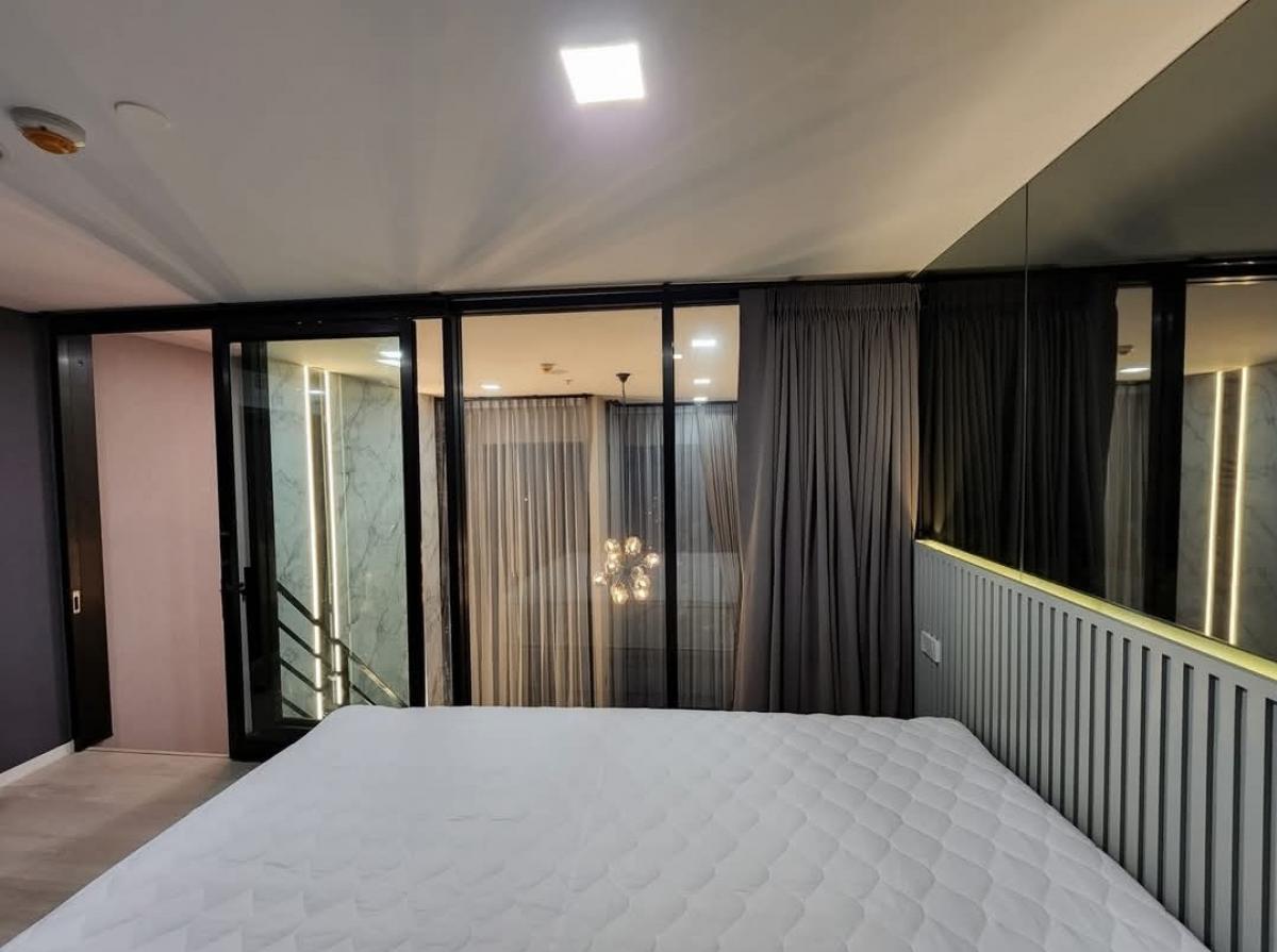 For RentCondoPathum Thani,Rangsit, Thammasat : 🚩For rent: Duplex room, 2 floors, Modiz Launch, 31st floor, view, Thammasat University. Balcony facing north, ground floor area 29 sq m.