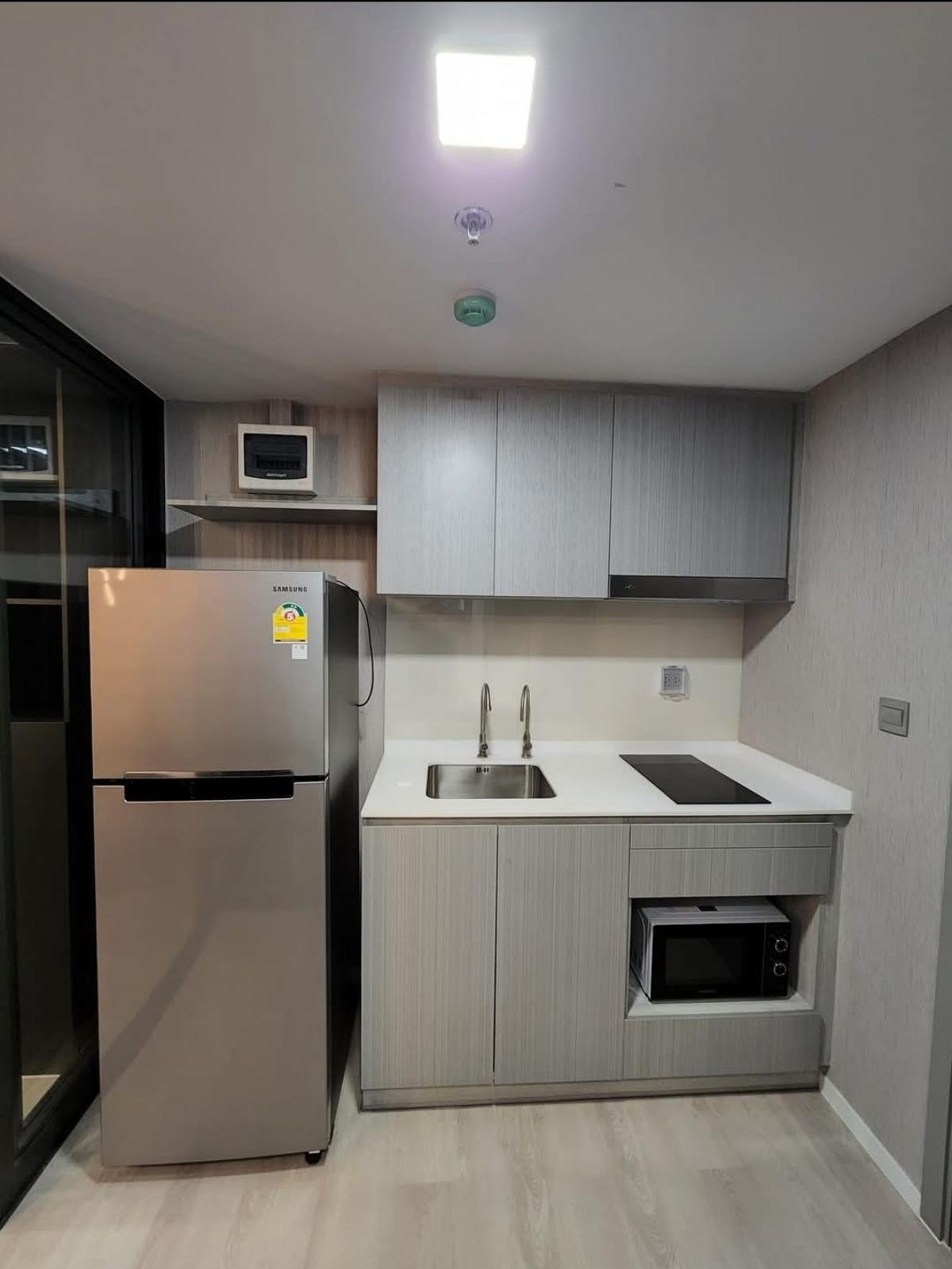 For RentCondoPathum Thani,Rangsit, Thammasat : 🚩For rent: Duplex room, 2 floors, Modiz Launch, 31st floor, view, Thammasat University. Balcony facing north, ground floor area 29 sq m.