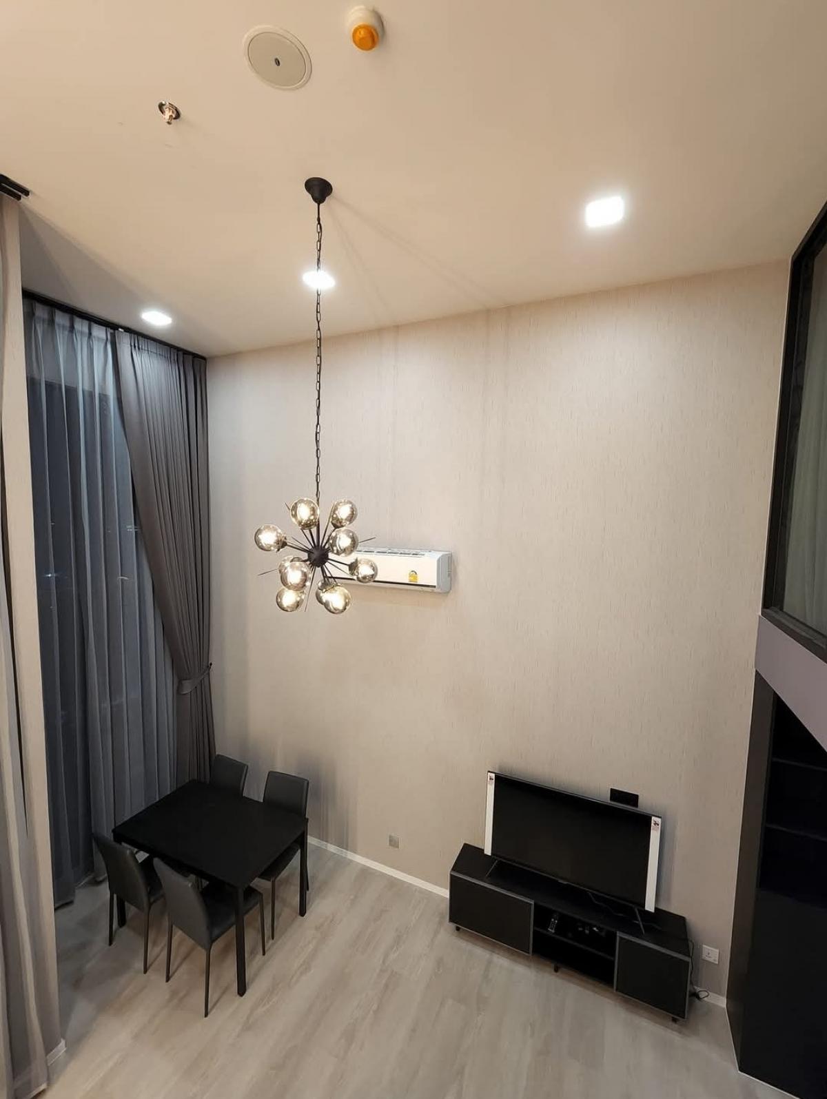 For RentCondoPathum Thani,Rangsit, Thammasat : 🚩For rent: Duplex room, 2 floors, Modiz Launch, 31st floor, view, Thammasat University. Balcony facing north, ground floor area 29 sq m.