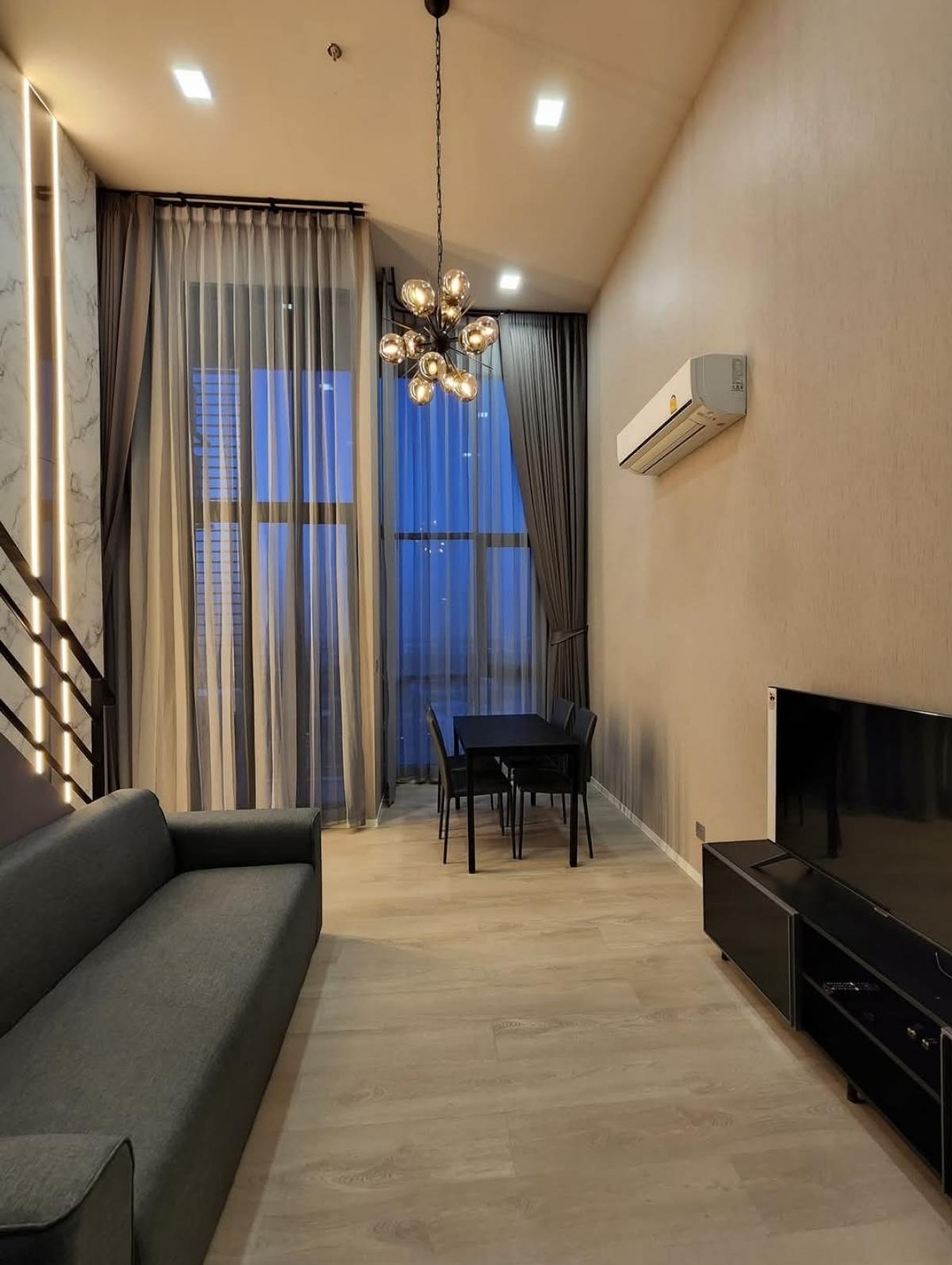 For RentCondoPathum Thani,Rangsit, Thammasat : 🚩For rent: Duplex room, 2 floors, Modiz Launch, 31st floor, view, Thammasat University. Balcony facing north, ground floor area 29 sq m.