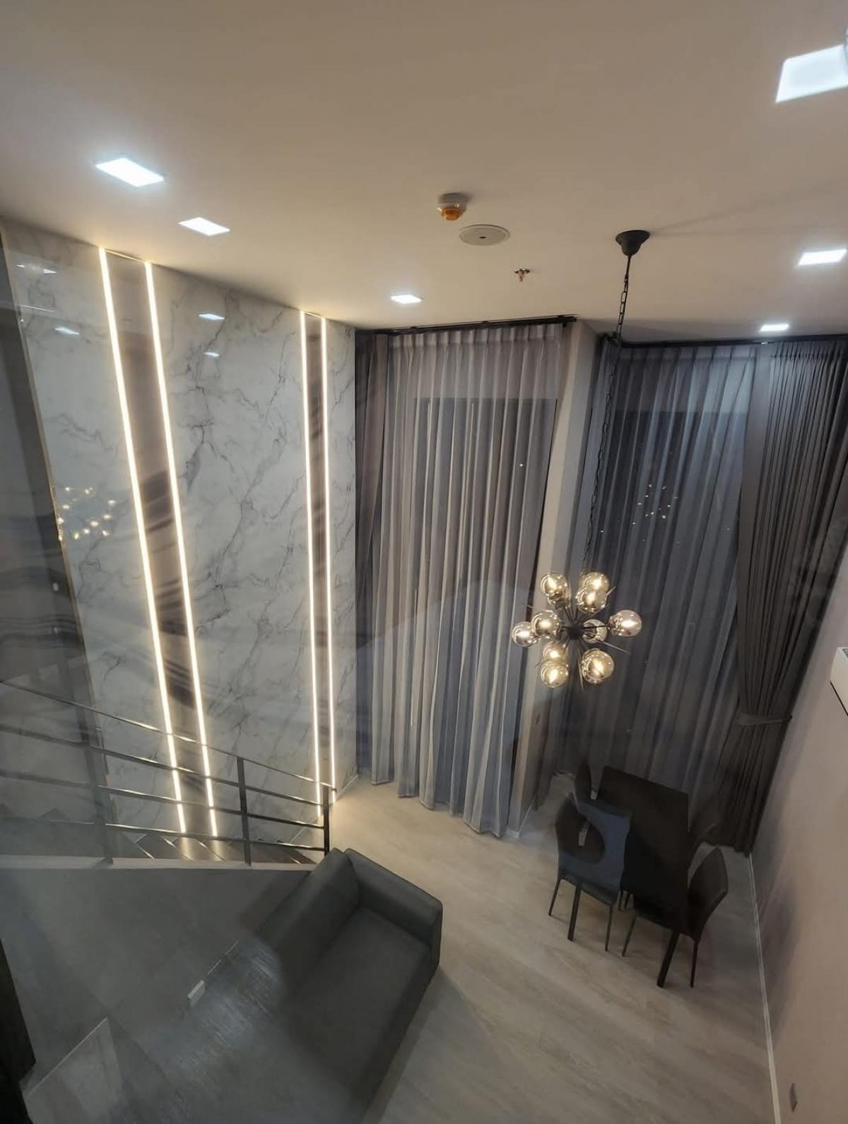 For RentCondoPathum Thani,Rangsit, Thammasat : 🚩For rent: Duplex room, 2 floors, Modiz Launch, 31st floor, view, Thammasat University. Balcony facing north, ground floor area 29 sq m.