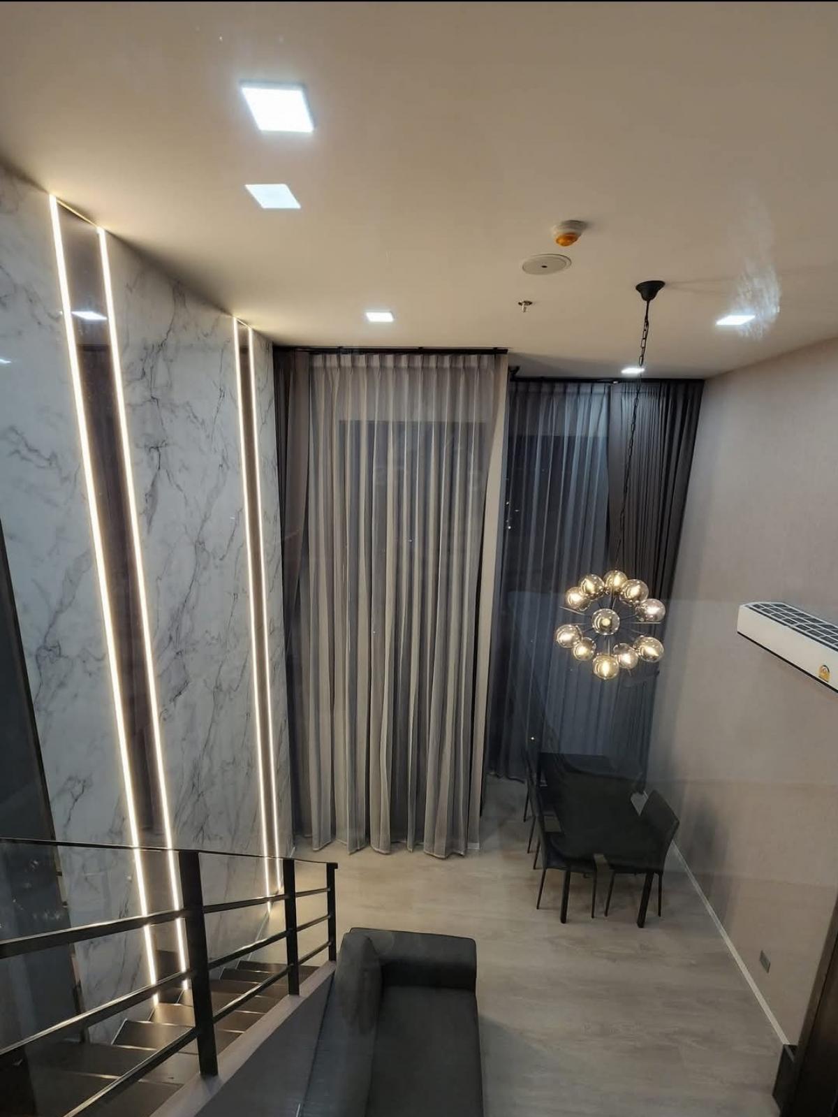 For RentCondoPathum Thani,Rangsit, Thammasat : 🚩For rent: Duplex room, 2 floors, Modiz Launch, 31st floor, view, Thammasat University. Balcony facing north, ground floor area 29 sq m.