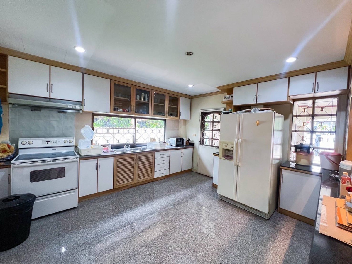 ขายบ้านนวมินทร์ รามอินทรา : บ้านชัยพฤกษ์ รามอินทรา-วัชรพล ถนน สุขาภิบาล 5 ห้าแยกวัชรพล ถนนเทพารักษ์ใกล้ทางด่วนฉลองรัช ทำเลดีมากๆไม่เคยมีประวัติน้ำท่วม