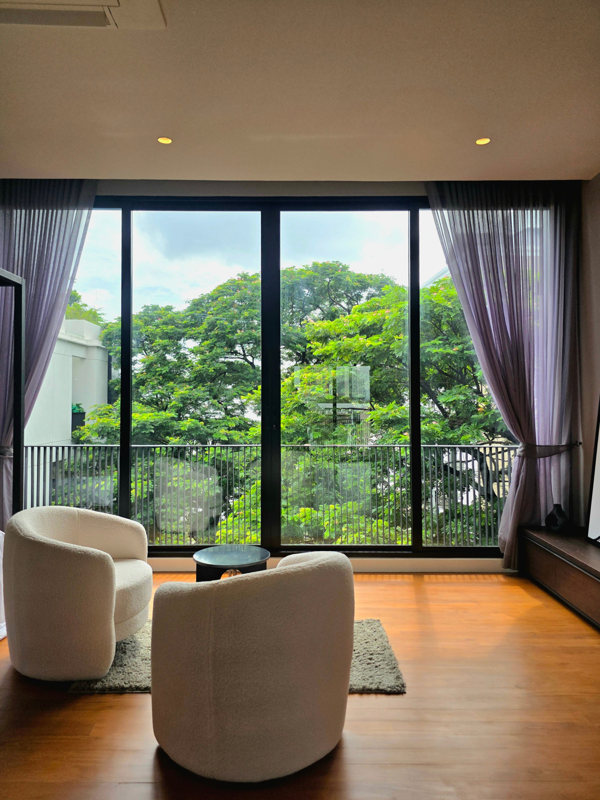 ขายบ้านรามคำแหง หัวหมาก : ขายบ้านหรู 3 ชั้น โครงการ ARNA Rama 9 – พระรามเก้า ซอย 39 4 ห้องนอน 515 ตร.ม.