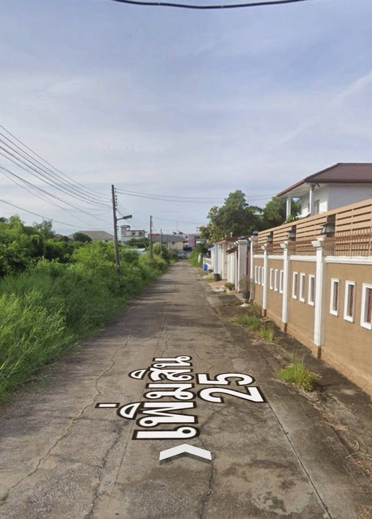 ขายที่ดินนวมินทร์ รามอินทรา : ขายที่ดินเปล่าถมแล้ว ใกล้ปากซอย เพิ่มสิน 25 สวย สี่เหลี่ยมผืนผ้า