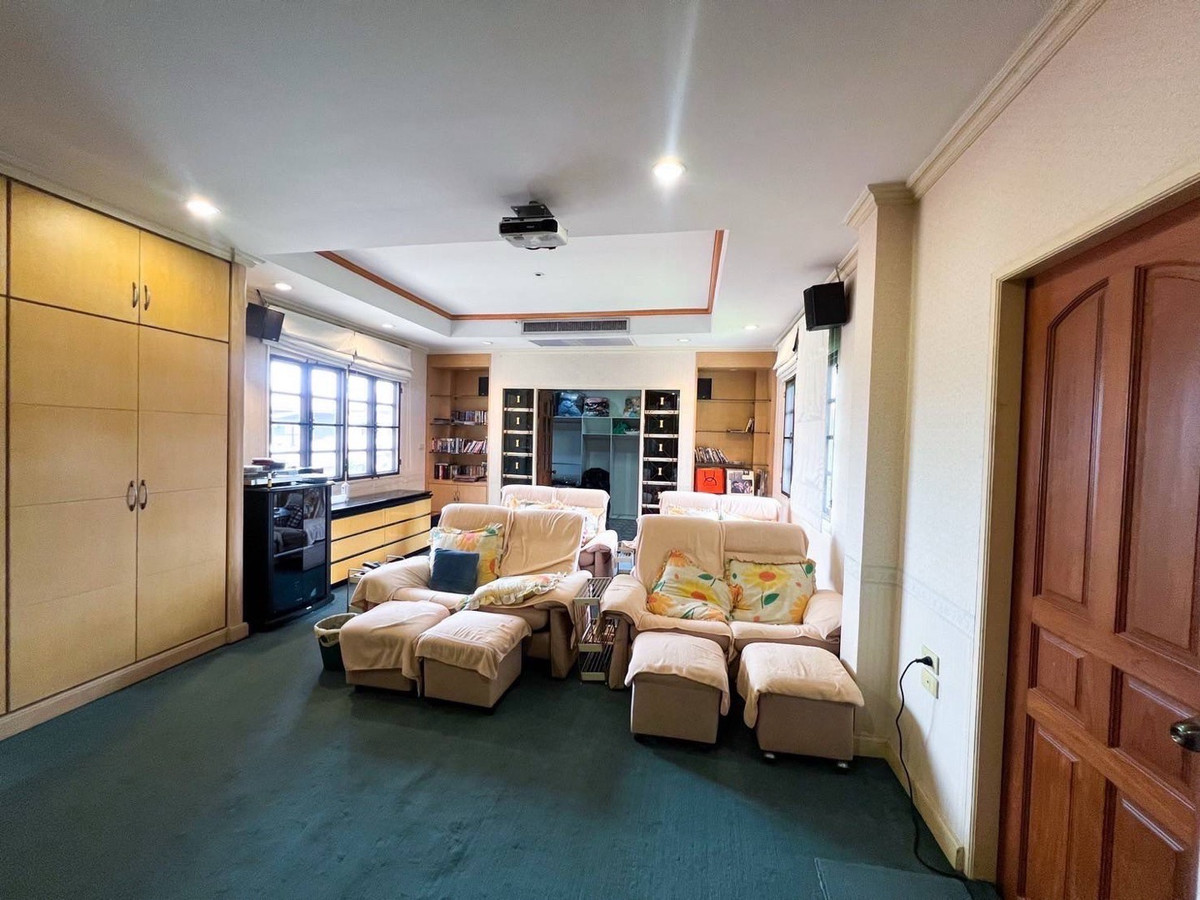 ขายบ้านนวมินทร์ รามอินทรา : บ้านชัยพฤกษ์ รามอินทรา-วัชรพล ถนน สุขาภิบาล 5 ห้าแยกวัชรพล ถนนเทพารักษ์ใกล้ทางด่วนฉลองรัช ทำเลดีมากๆไม่เคยมีประวัติน้ำท่วม