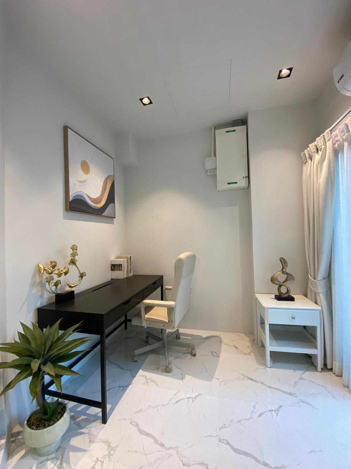 ให้เช่าบ้านพระราม 9 เพชรบุรีตัดใหม่ RCA : RH011526 ขาย/ให้เช่า ทาวน์โฮม 4ชั้น at 89 Residence Ratchada-Rama 9 ใกล้ MRT ศูนย์วัฒธรรม