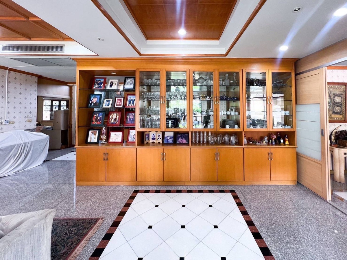 ขายบ้านนวมินทร์ รามอินทรา : บ้านชัยพฤกษ์ รามอินทรา-วัชรพล ถนน สุขาภิบาล 5 ห้าแยกวัชรพล ถนนเทพารักษ์ใกล้ทางด่วนฉลองรัช ทำเลดีมากๆไม่เคยมีประวัติน้ำท่วม