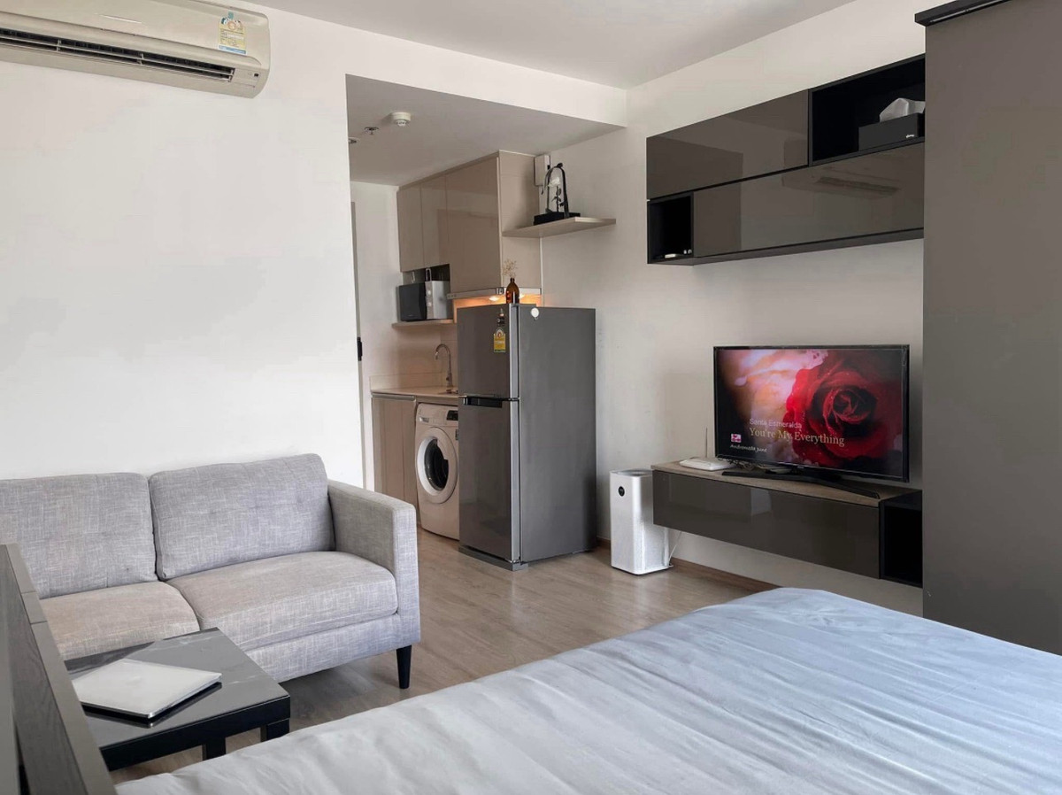 For RentCondoSiam Paragon ,Chulalongkorn,Samyan : For rent, Ideo Q Chula, near MRT Samyan, 21st floor, size 22 sq m, price 17,000 baht.