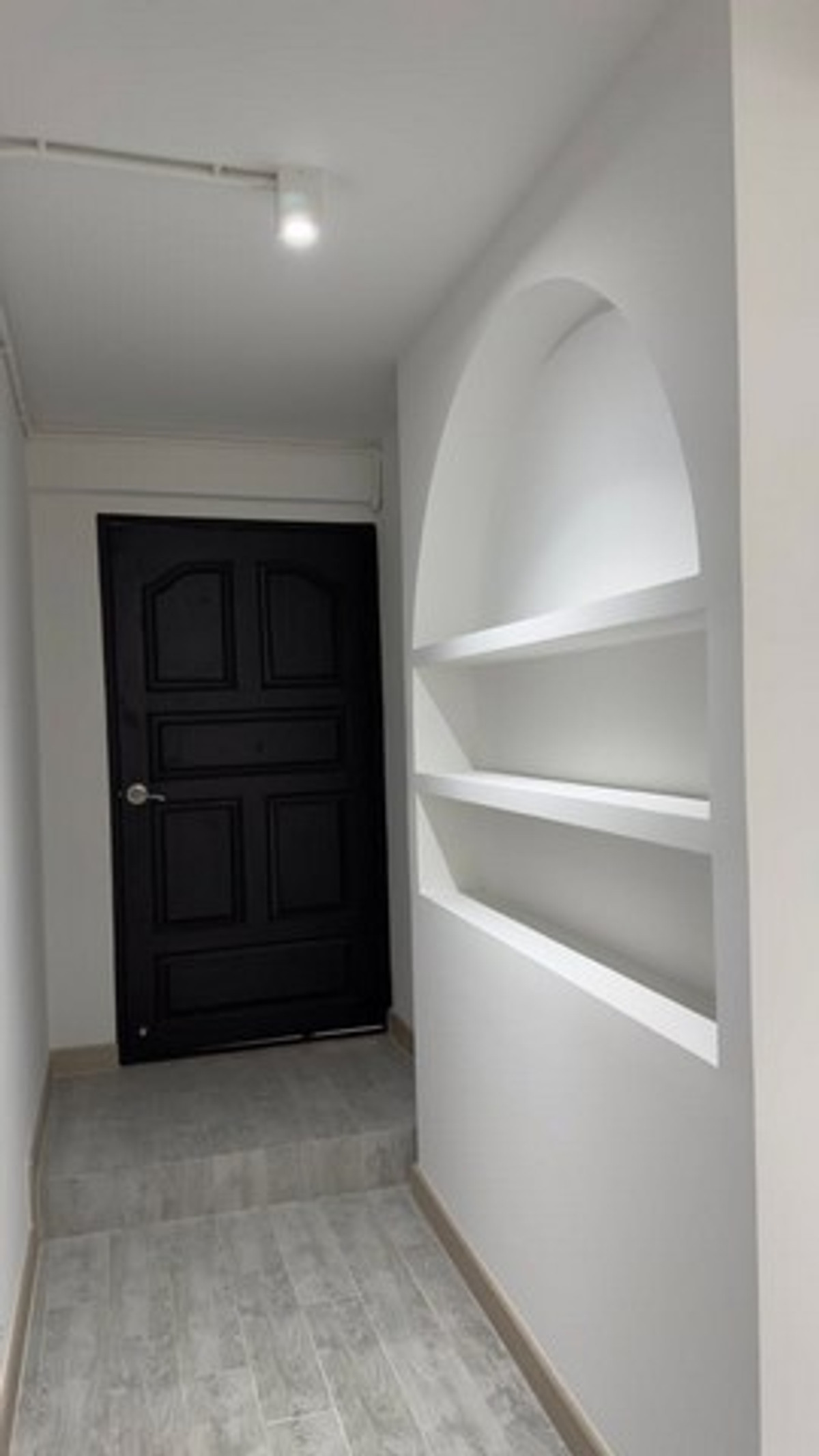 For RentHousePattanakan, Srinakarin : HR3183 2-story detached house for rent in Phatthanakan area, prime location near the expressway, 1 minute, can register a company, can do Airbnb.