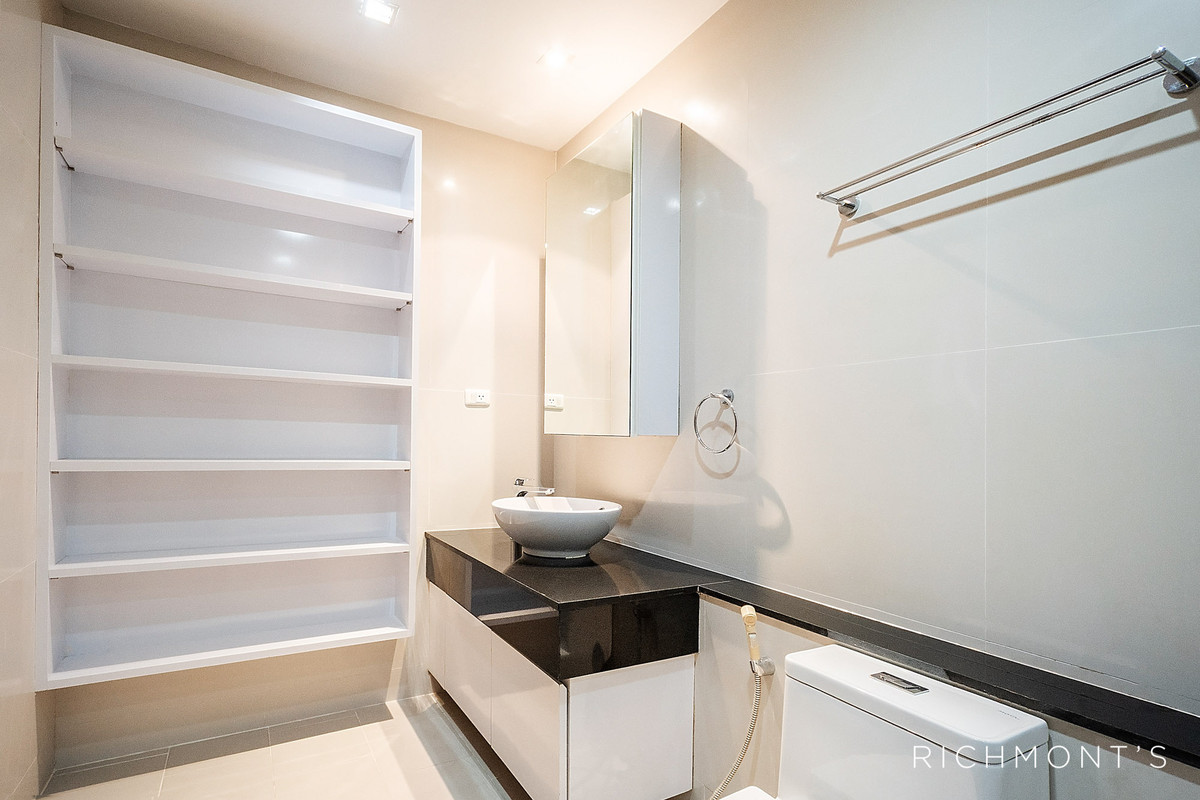 ขายคอนโดนานา : Penthouse 4 ห้องนอน ที่ Sukhumvit City Resort, S00287