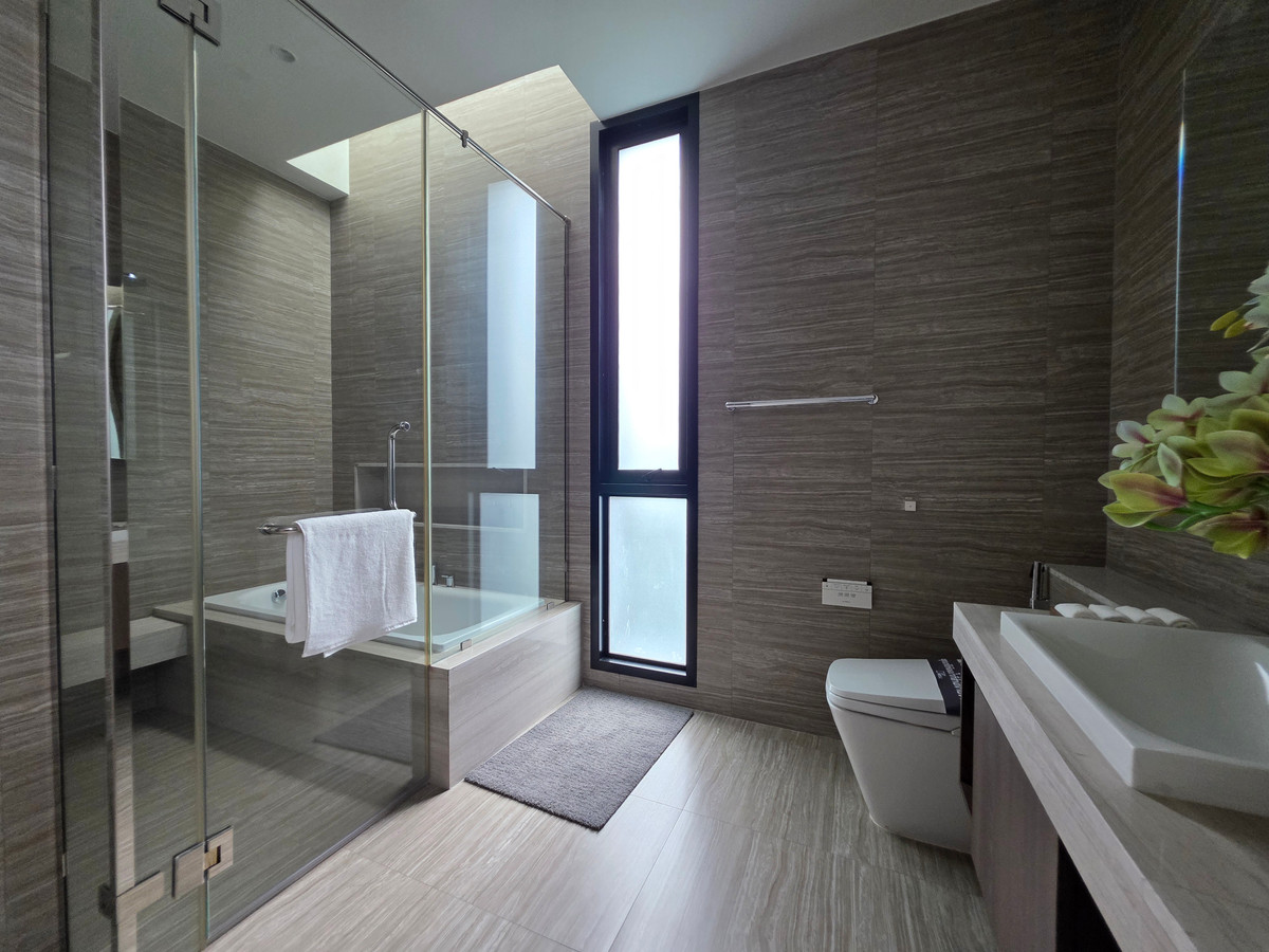 ขายบ้านรามคำแหง หัวหมาก : ขายบ้านหรู 3 ชั้น โครงการ ARNA Rama 9 – พระรามเก้า ซอย 39 4 ห้องนอน 515 ตร.ม.