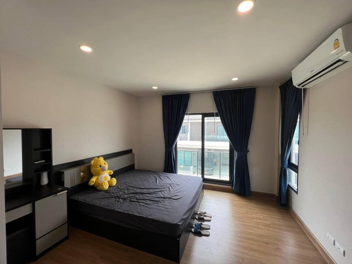 ให้เช่าบ้านนนทบุรี บางใหญ่ บางบัวทอง : ให้เช่าบ้านเดี่ยว เซนโทร บางใหญ่ ใกล้ วัดลาดปลาดุก เพียง 4 นาที