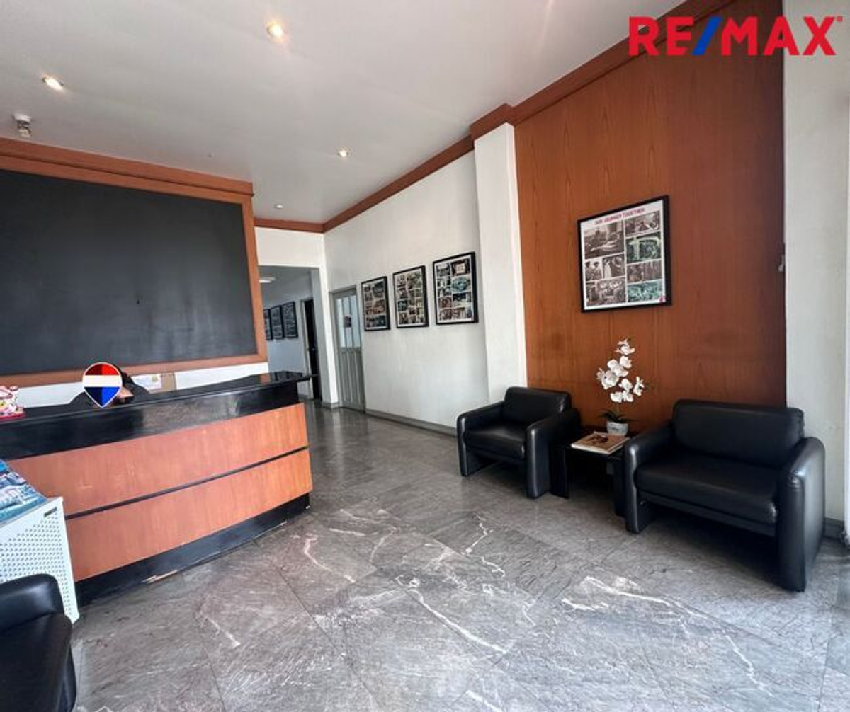 ขายอาคารพาณิชย์บางนา แบริ่ง ลาซาล : [PREMIUM SALE] ขายอาคารพาณิชย์ 6 คูหา 329 ตร.ว. ติดถนนศรีนครินทร์ / 6-Unit Commercial Building | 329 Sq. Wah | Srinakarin Main Road