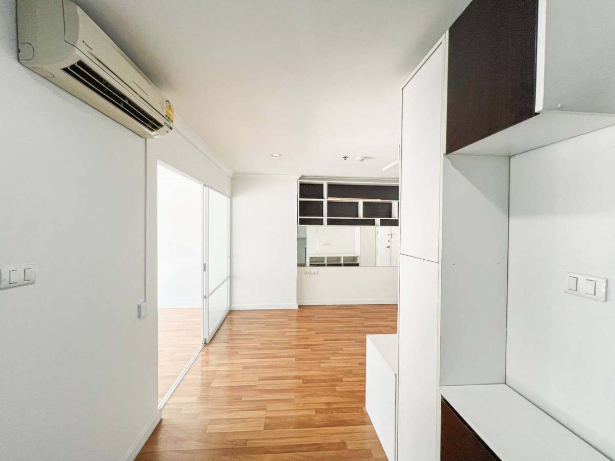 ขายคอนโดพระราม 9 เพชรบุรีตัดใหม่ RCA : ขายคอนโด ลุมพินี เพลส พระราม 9 - รัชดา MRT-พระราม 9 ห้วยขวาง เขต ห้วยขวาง กรุงเทพ CX-140845 (S)