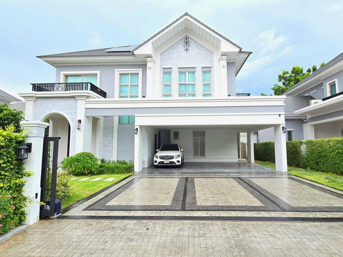 HouseLadkrabang, Suwannaphum Airport : SALE / RENT PERFECT MASTERPIECE mansion, Sukhumvit 77, near Robinson Lat Krabang, 4 bedrooms.