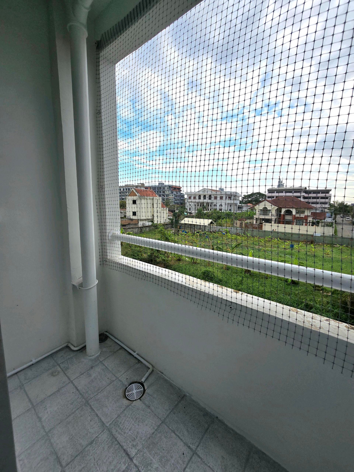 ขายคอนโดลาดพร้าว101 แฮปปี้แลนด์ : ห้องใหญ่ล้านต้นๆ โซนลาดพร้าว ใกล้ MRT ลาดพร้าว 101 เพียง 190 เมตรเท่านั้น 🔥